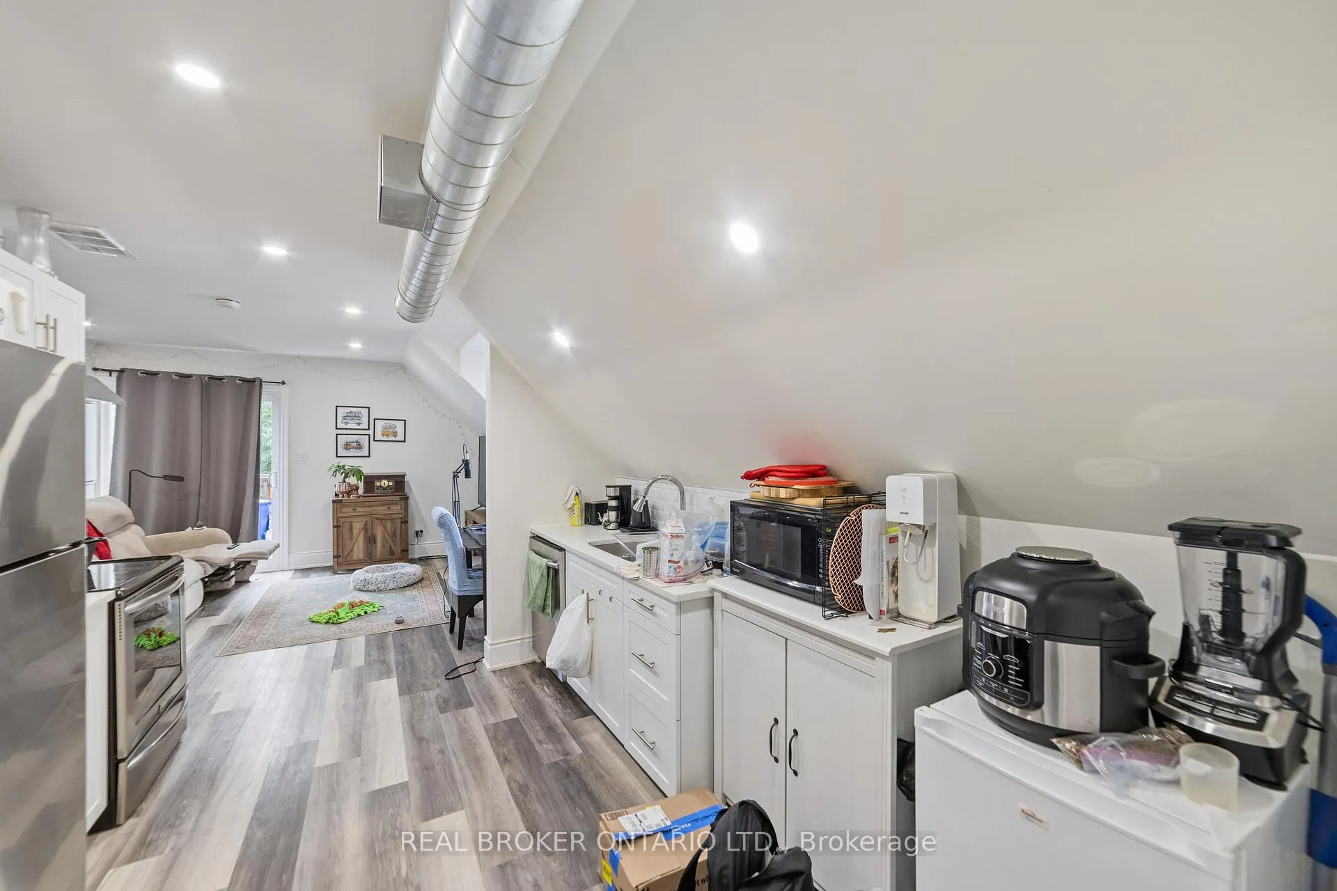 Photo 44 of 220 Caroline Street S, Hamilton, Durand — HOMEH