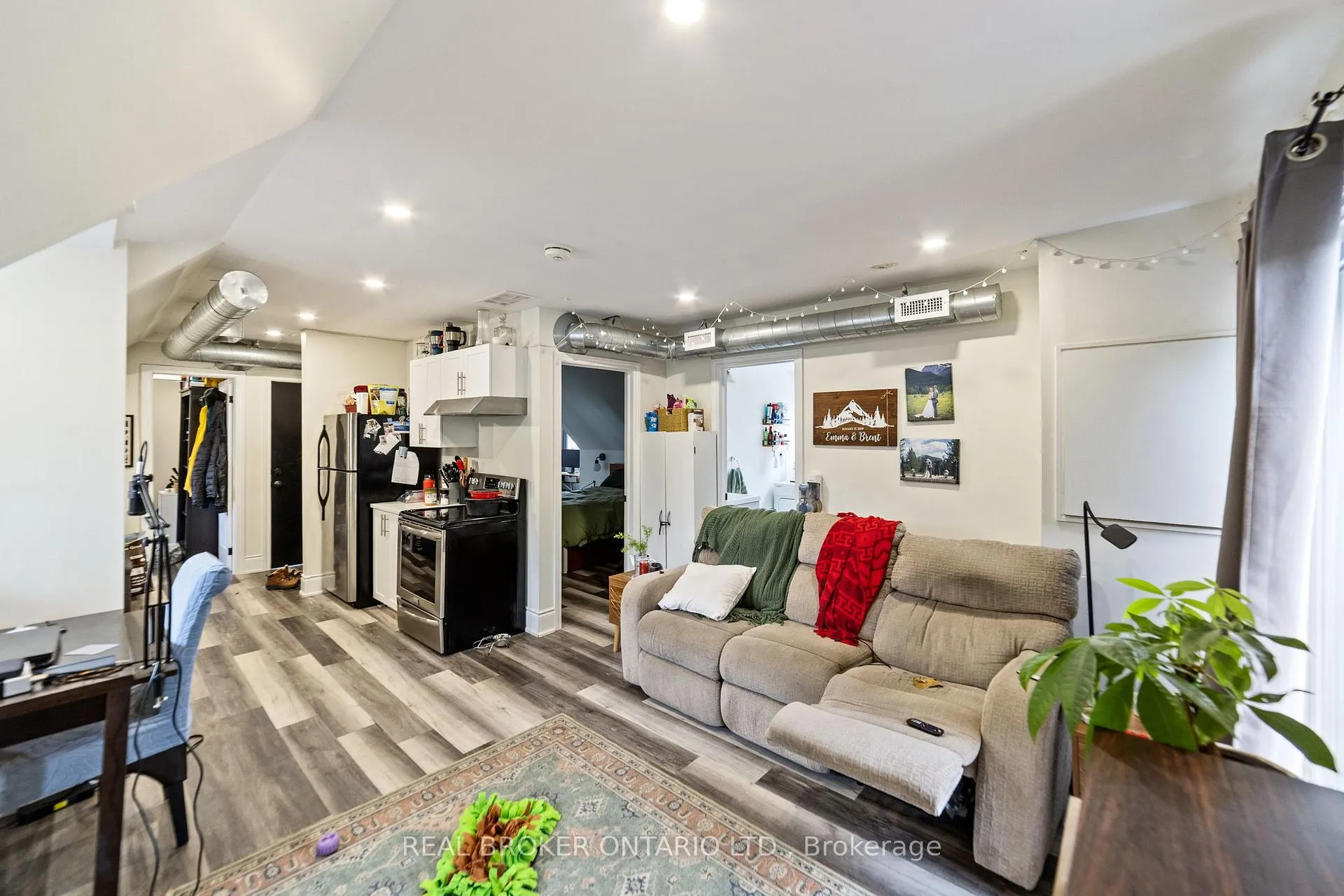 Photo 50 of 220 Caroline Street S, Hamilton, Durand — HOMEH