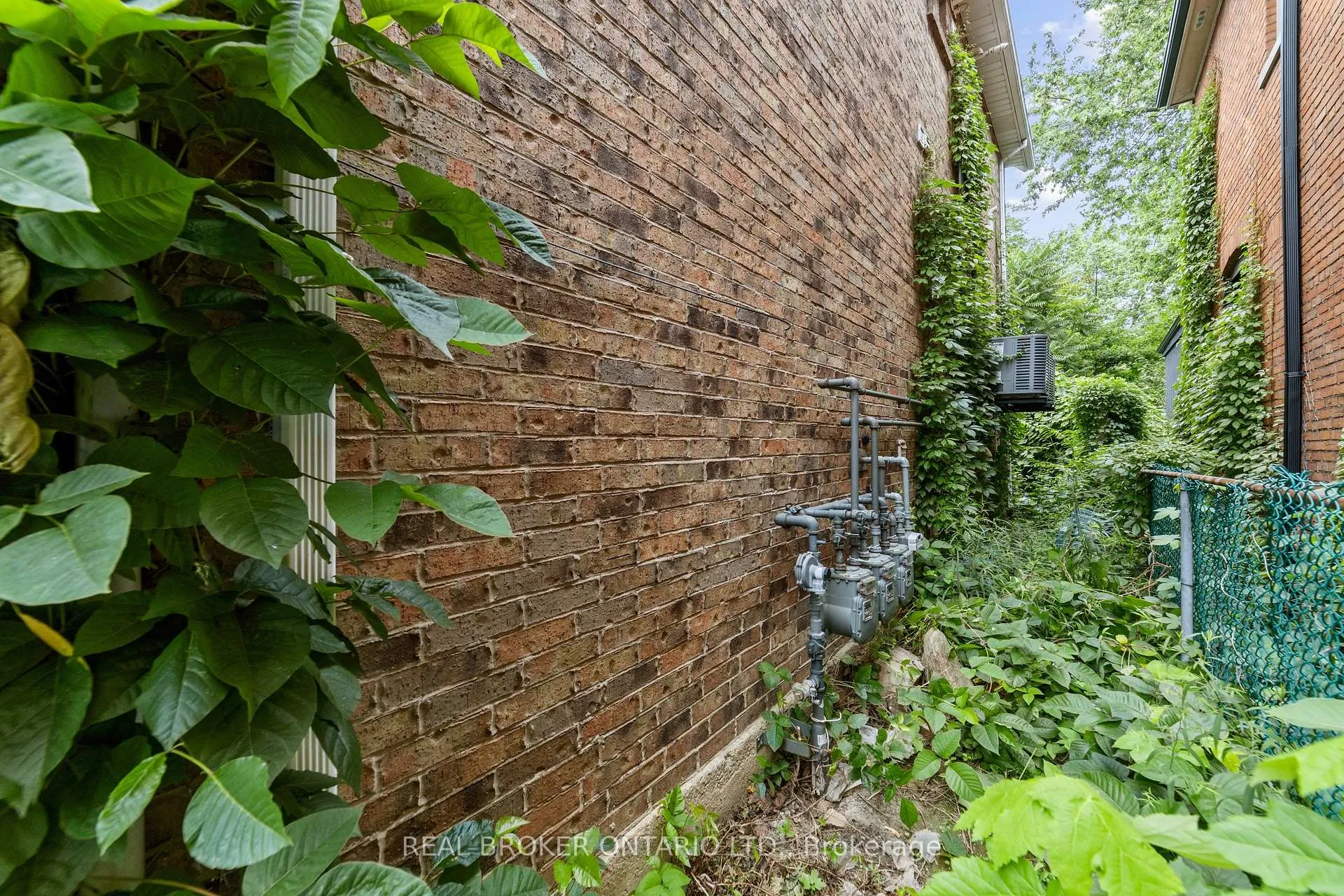 Photo 61 of 220 Caroline Street S, Hamilton, Durand — HOMEH