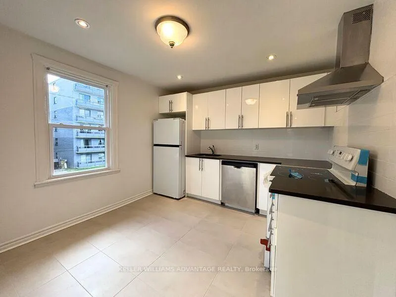 Photo 4 of Unit Unit #2, 32 Arthur Avenue S, Hamilton, Gibson — HOMEH