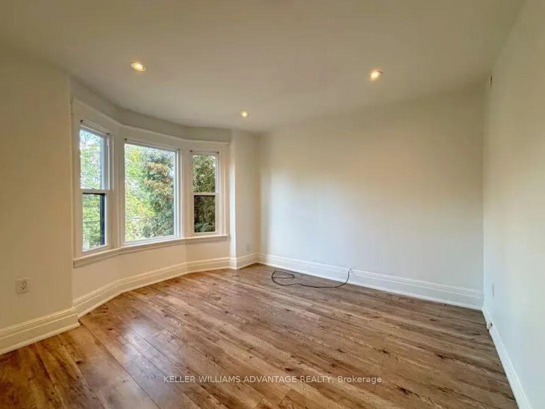 Photo 8 of Unit Unit #2, 32 Arthur Avenue S, Hamilton, Gibson — HOMEH