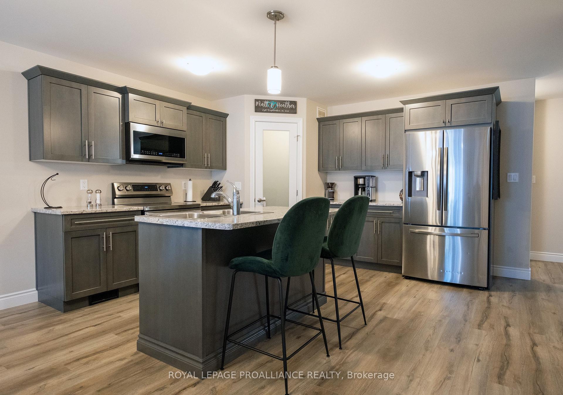 Photo 7 of 25 Lehtinen Crescent, Belleville, Belleville Ward — HOMEH