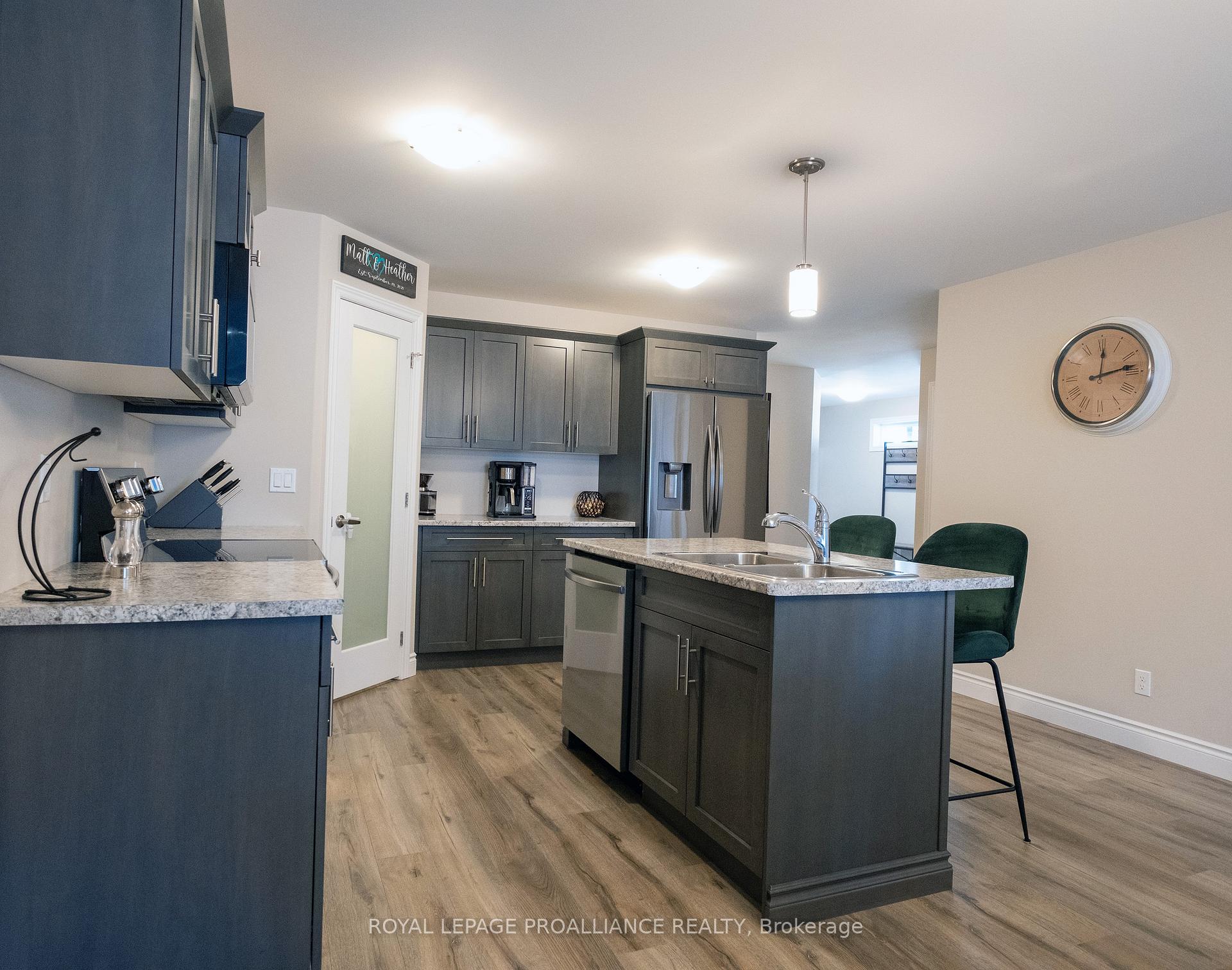 Photo 8 of 25 Lehtinen Crescent, Belleville, Belleville Ward — HOMEH