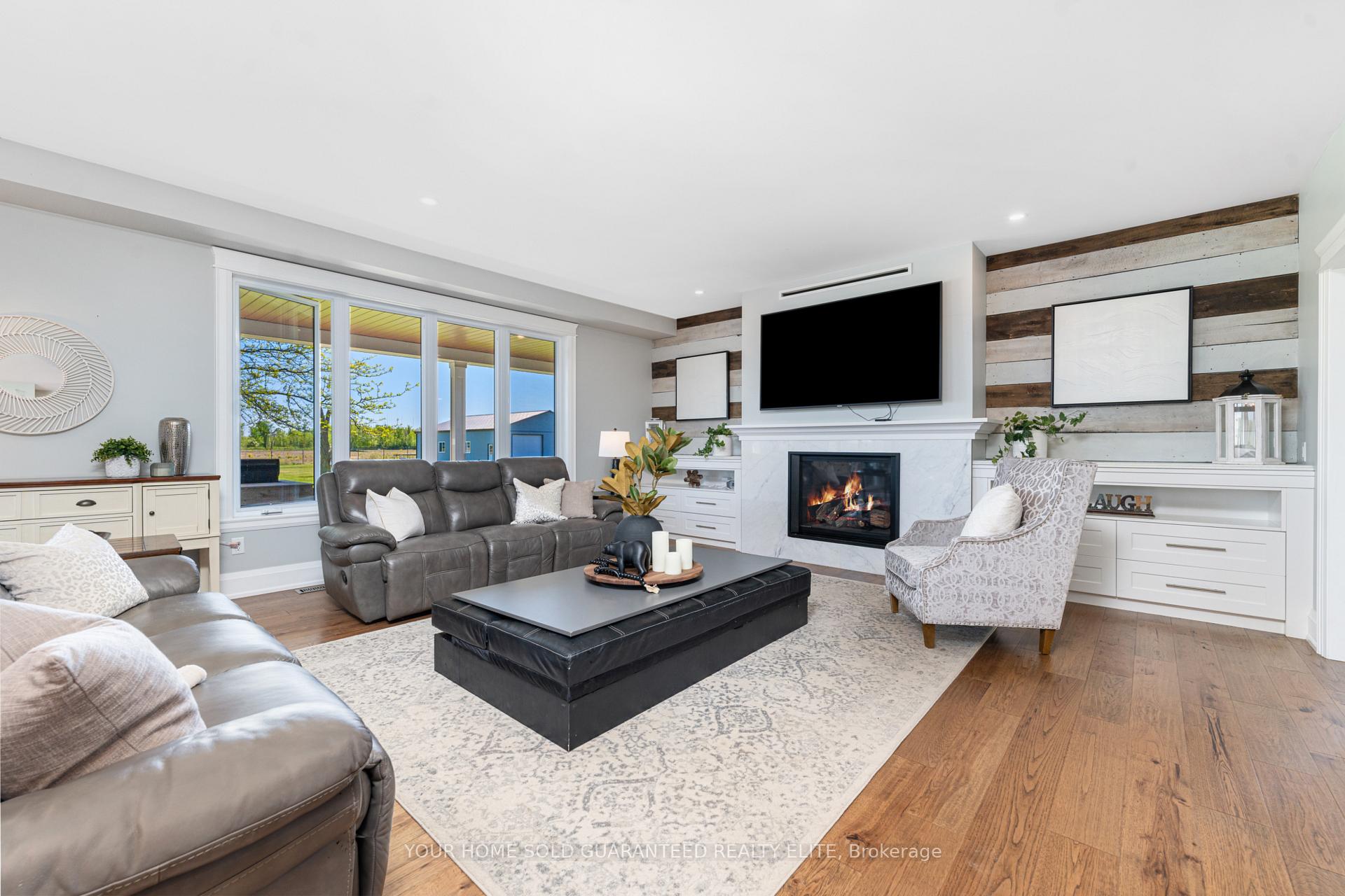Photo 11 of 271 Mountain Road, Grimsby, Grimsby Escarpment — HOMEH