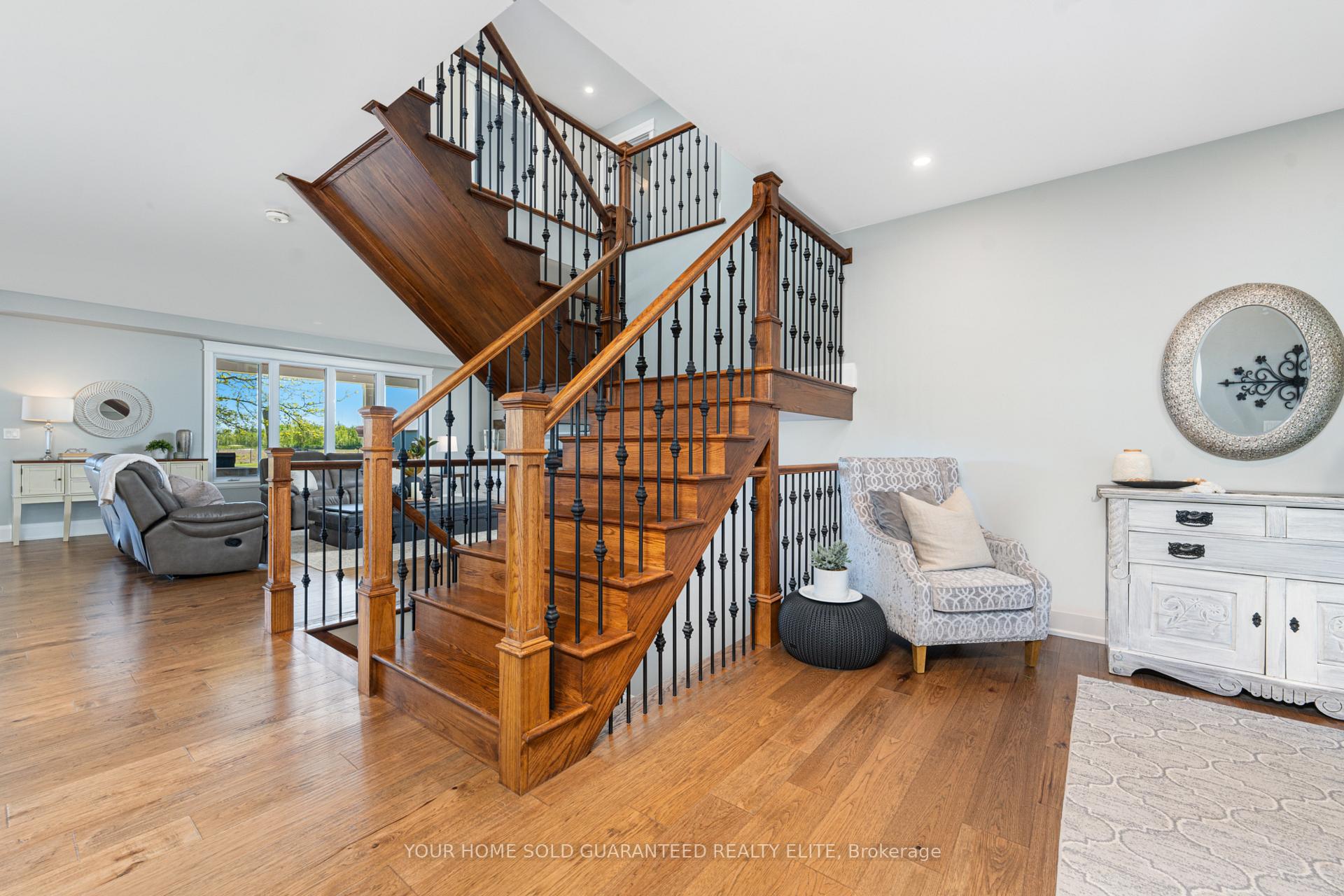 Photo 21 of 271 Mountain Road, Grimsby, Grimsby Escarpment — HOMEH
