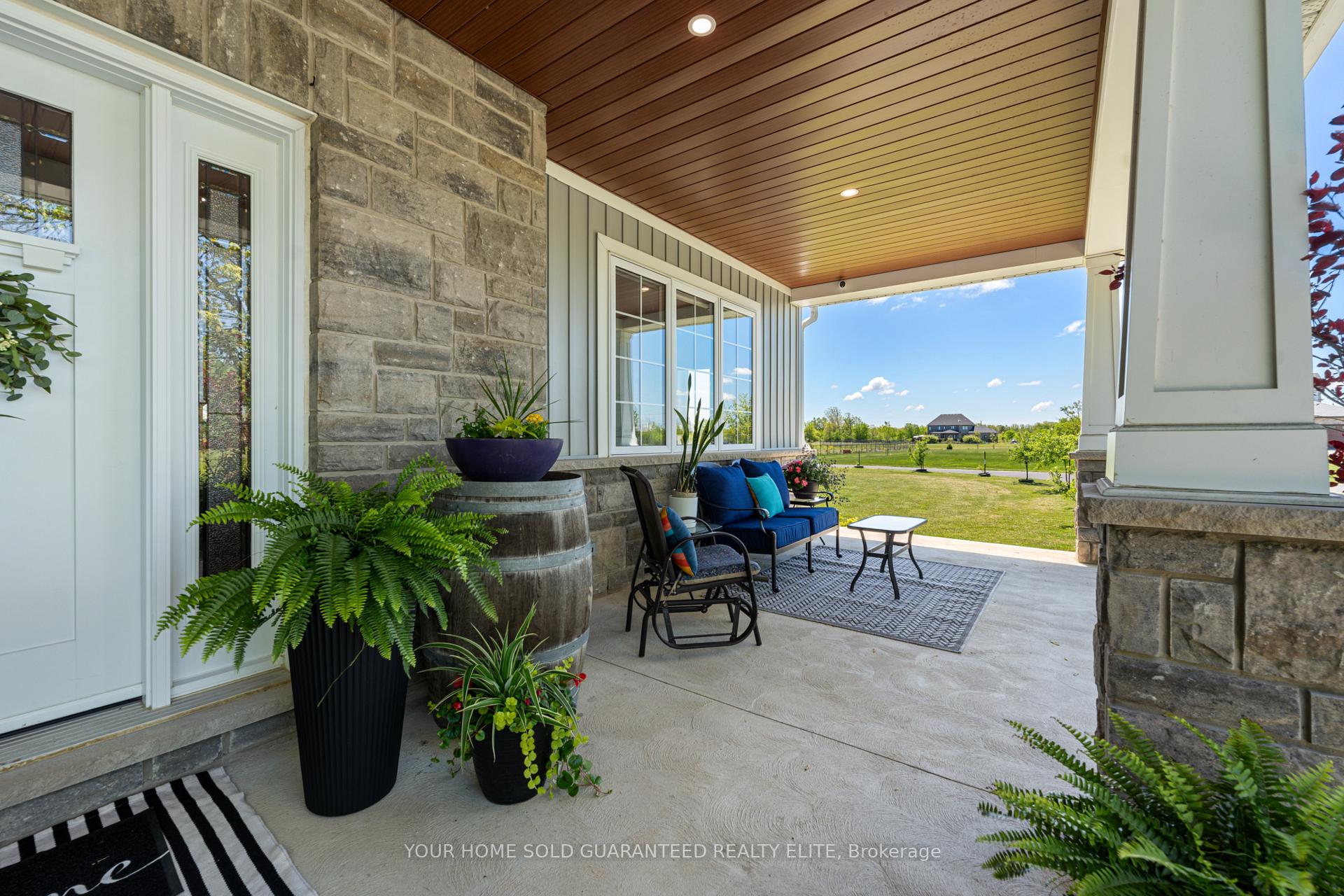 Photo 45 of 271 Mountain Road, Grimsby, Grimsby Escarpment — HOMEH