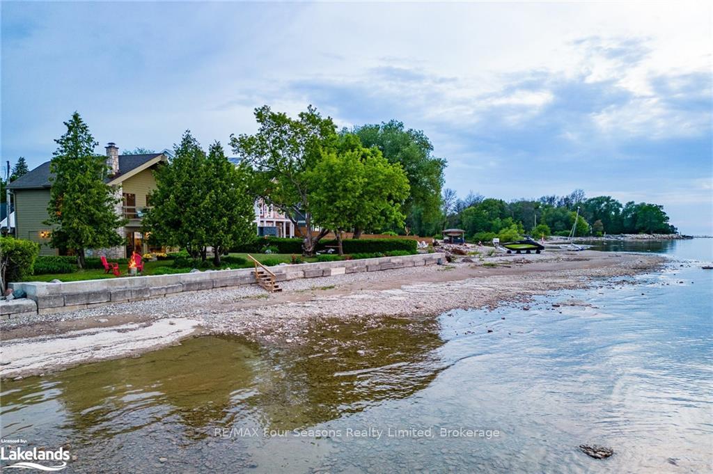 Photo 41 of 39 Glen Rogers Road, Collingwood — HOMEH
