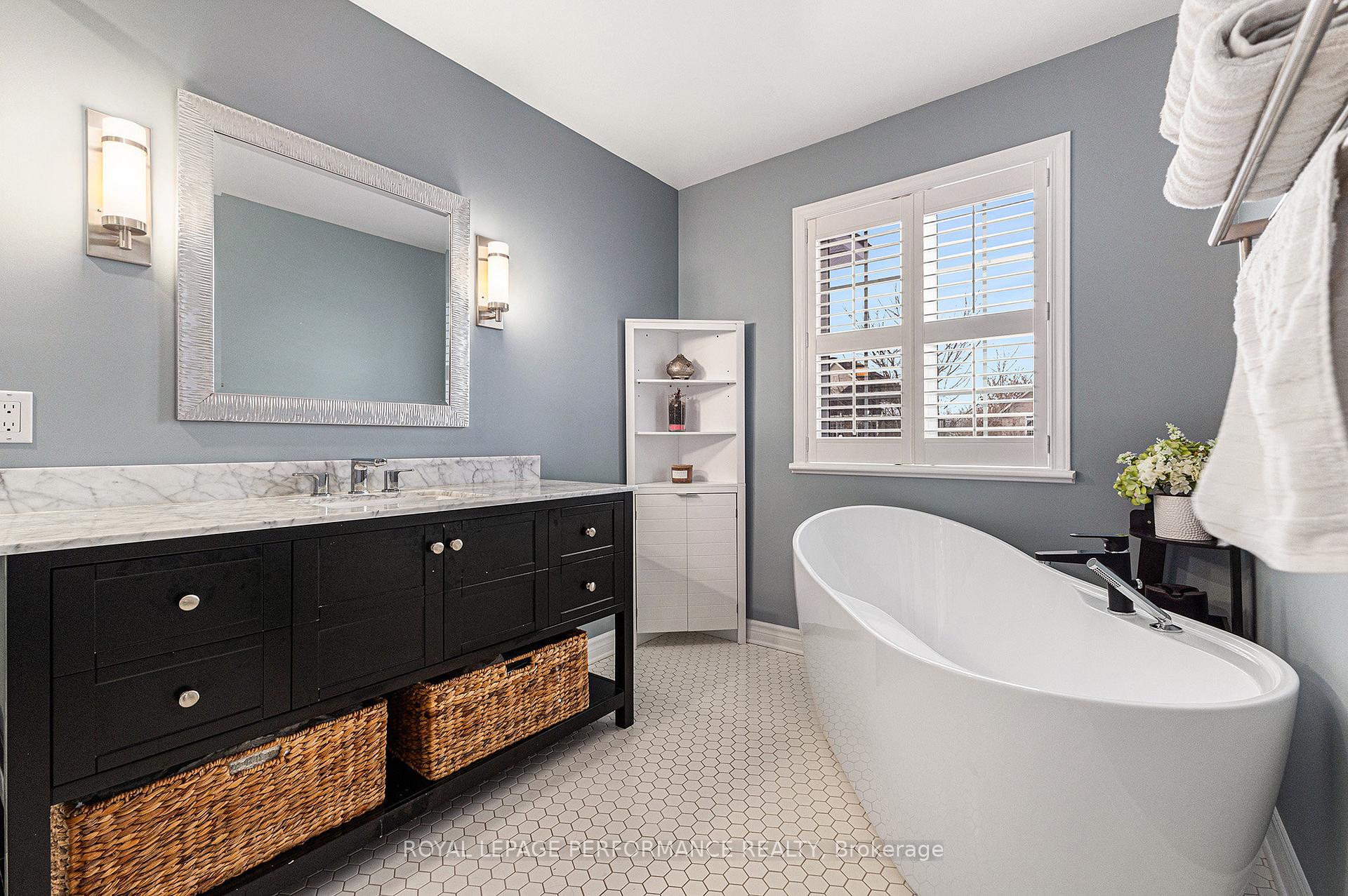 Photo 4 of 4013 Otter Tail Crescent, Ottawa, Riverside South/Gloucester Glen — HOMEH