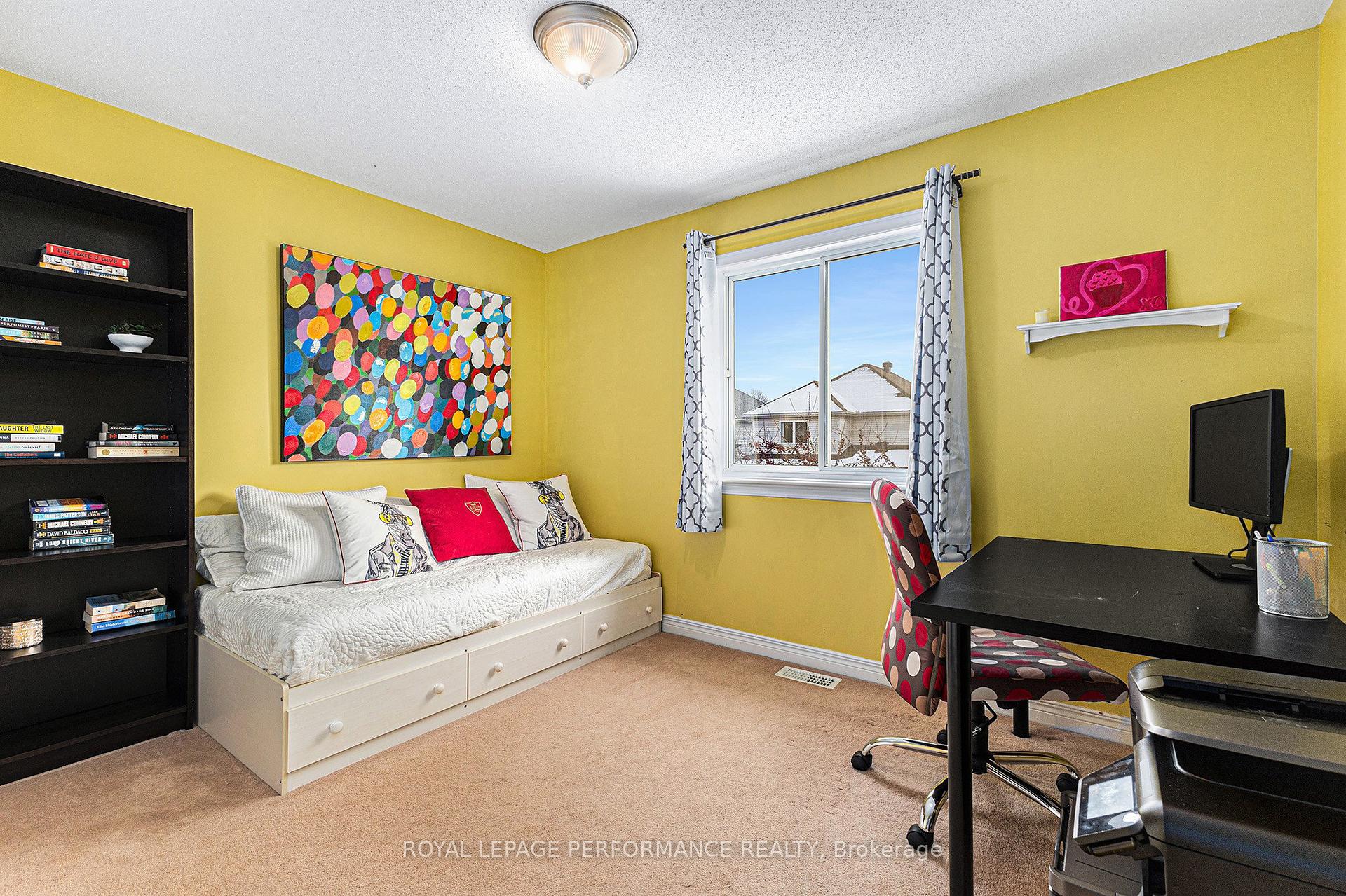 Photo 8 of 4013 Otter Tail Crescent, Ottawa, Riverside South/Gloucester Glen — HOMEH