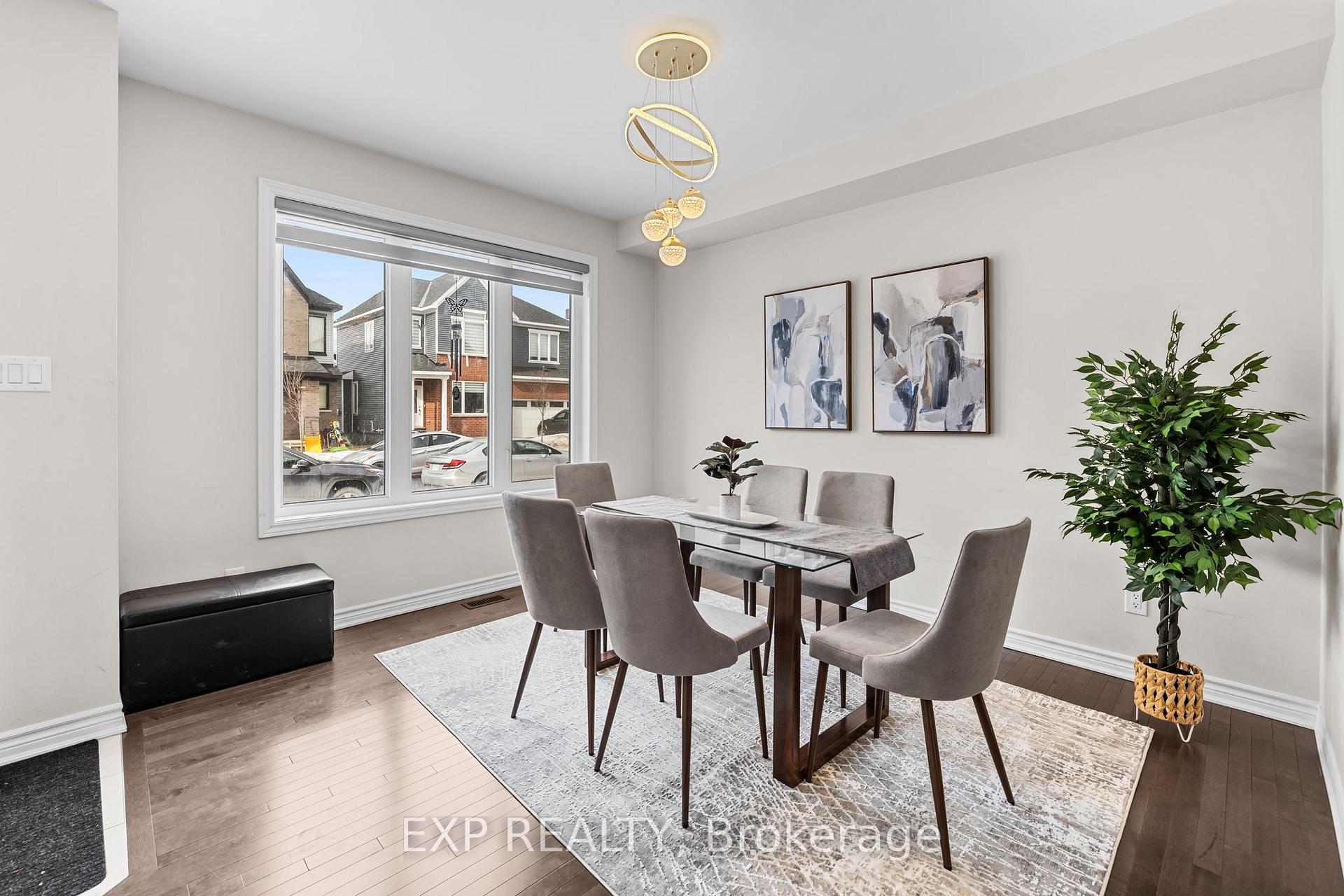 Photo 5 of 229 Appalachian Circle, Ottawa, Barrhaven - Half Moon Bay — HOMEH