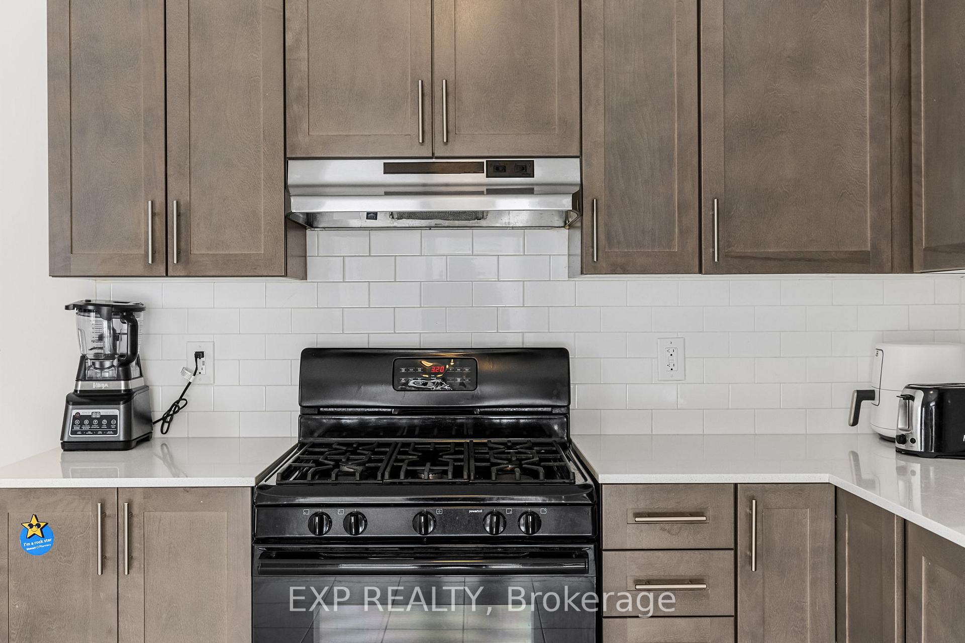 Photo 12 of 229 Appalachian Circle, Ottawa, Barrhaven - Half Moon Bay — HOMEH