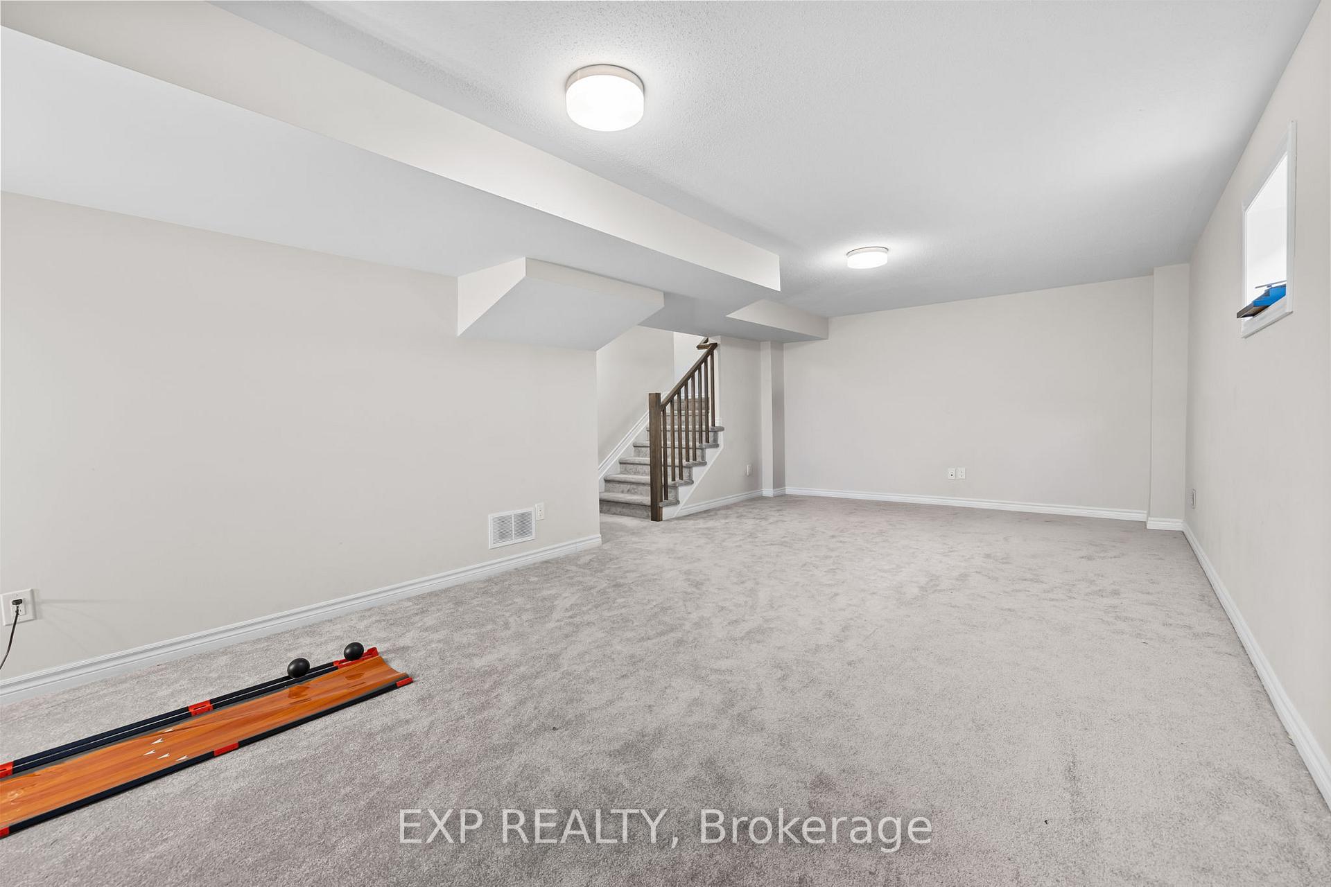 Photo 22 of 229 Appalachian Circle, Ottawa, Barrhaven - Half Moon Bay — HOMEH