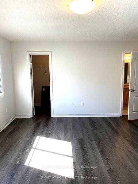 Photo 11 of 3 Crew Court, Barrie, Ardagh — HOMEH