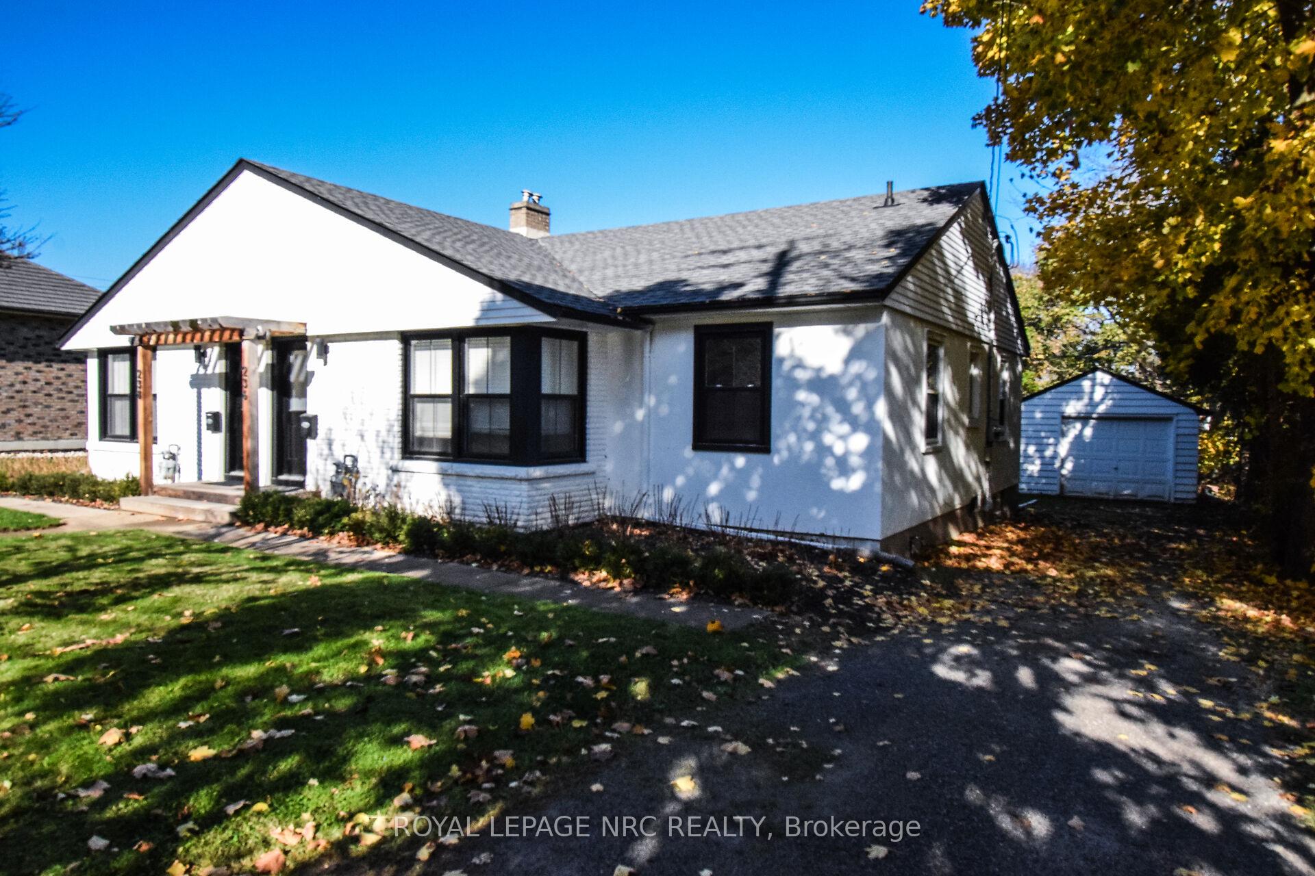 Photo 1 of 236 Main Street W, Grimsby, Grimsby West — HOMEH