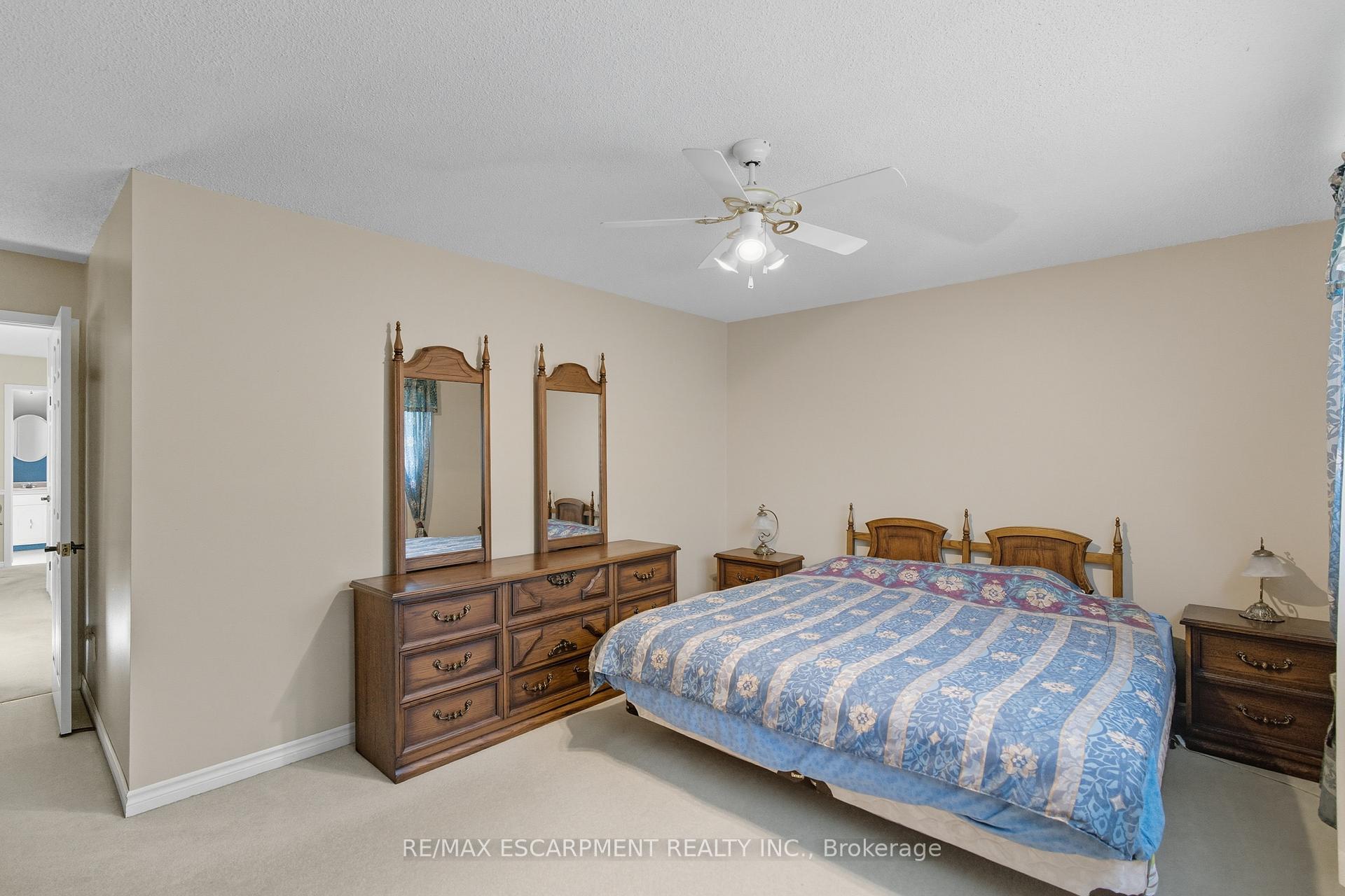 Photo 24 of 3149 Michael Crescent, Burlington, Palmer — HOMEH