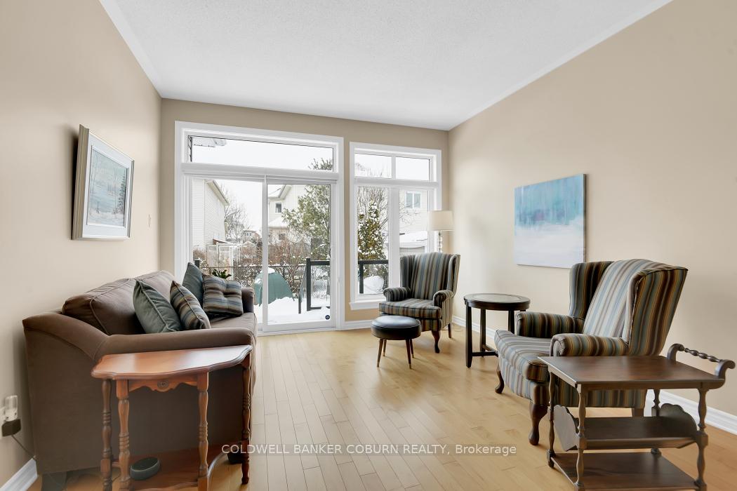 Photo 10 of 206 Bulrush Crescent, Ottawa, Blossom Park/Kemp Park/Findlay Creek — HOMEH