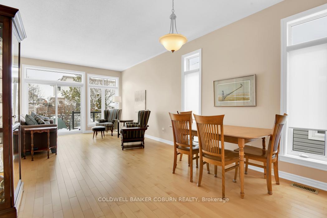 Photo 12 of 206 Bulrush Crescent, Ottawa, Blossom Park/Kemp Park/Findlay Creek — HOMEH