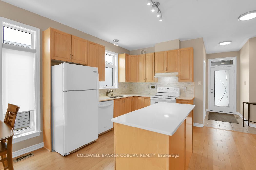 Photo 15 of 206 Bulrush Crescent, Ottawa, Blossom Park/Kemp Park/Findlay Creek — HOMEH