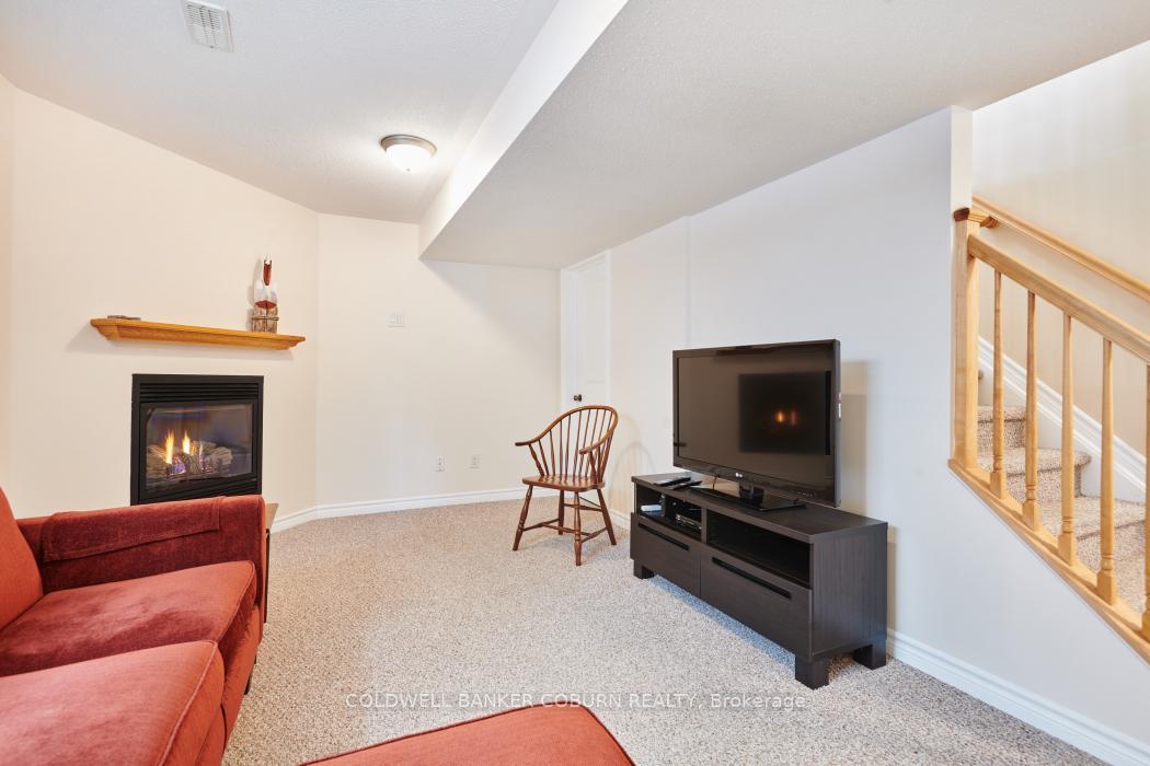 Photo 28 of 206 Bulrush Crescent, Ottawa, Blossom Park/Kemp Park/Findlay Creek — HOMEH