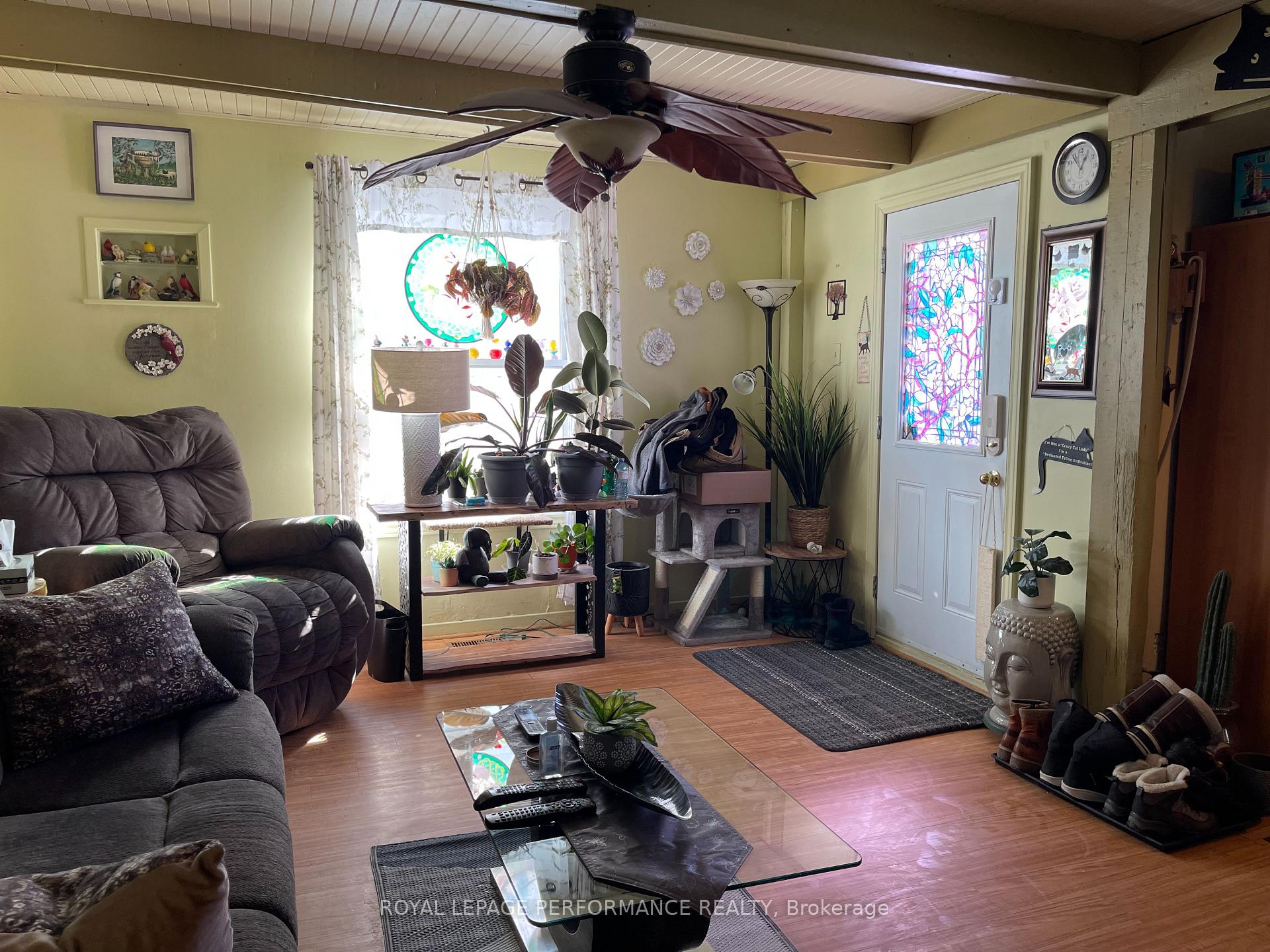 Photo 3 of 1027 Augustus Street W, Cornwall — HOMEH