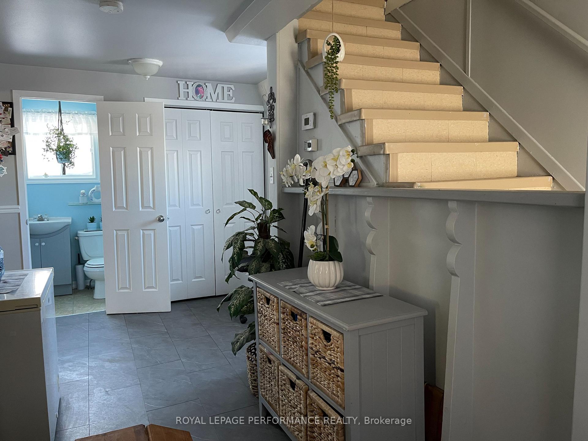 Photo 8 of 1027 Augustus Street W, Cornwall — HOMEH