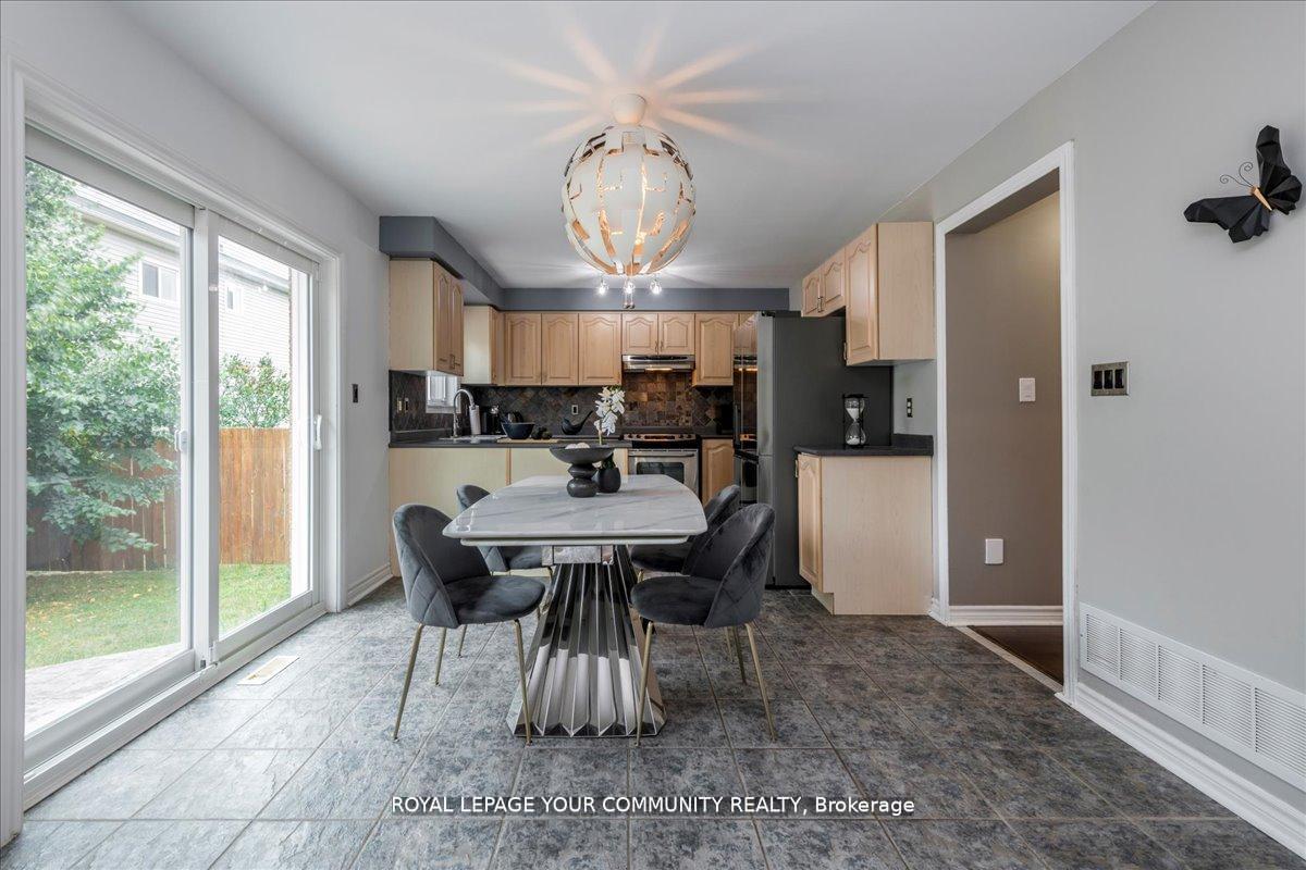 Photo 6 of 181 Succession Crescent, Barrie, Innis-Shore — HOMEH