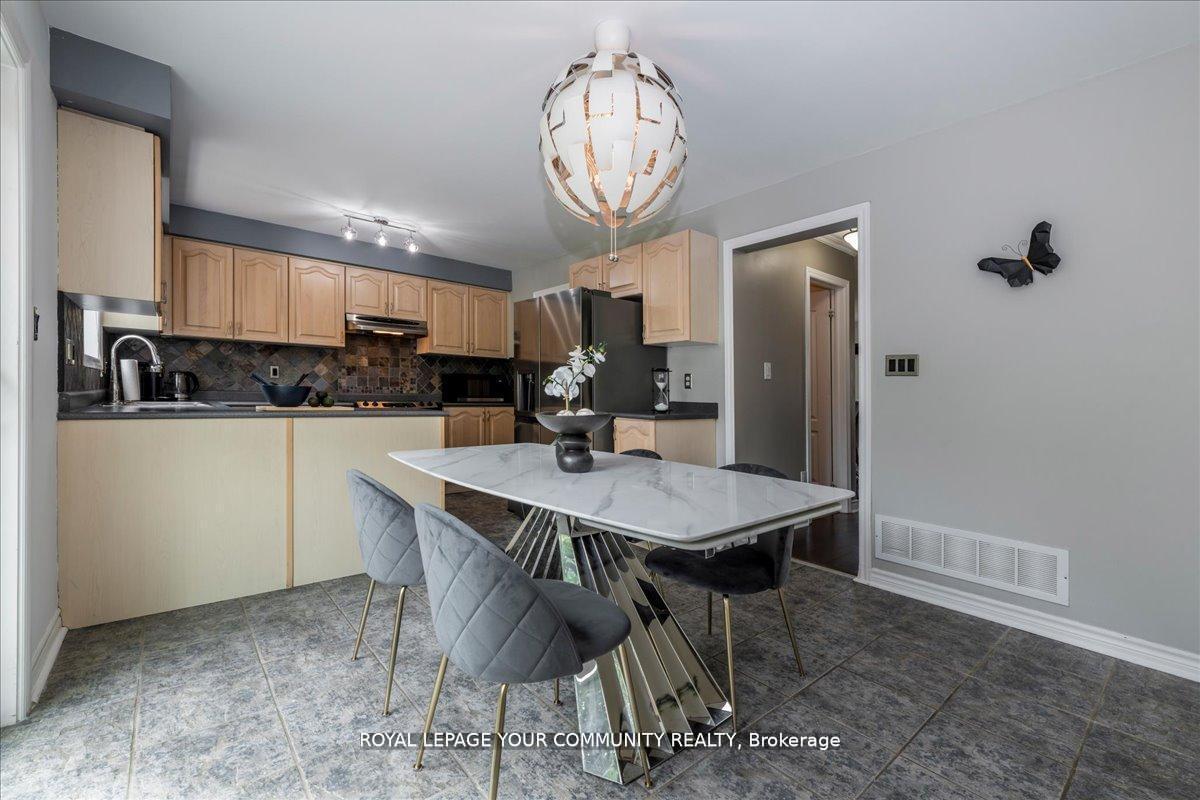 Photo 7 of 181 Succession Crescent, Barrie, Innis-Shore — HOMEH