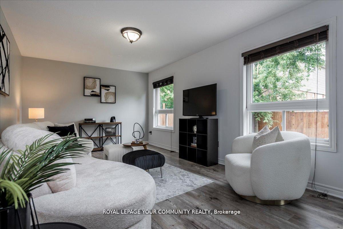 Photo 11 of 181 Succession Crescent, Barrie, Innis-Shore — HOMEH