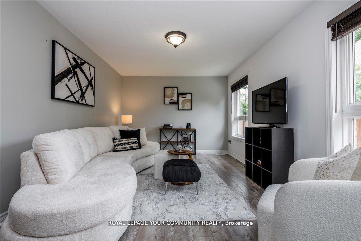 Photo 12 of 181 Succession Crescent, Barrie, Innis-Shore — HOMEH