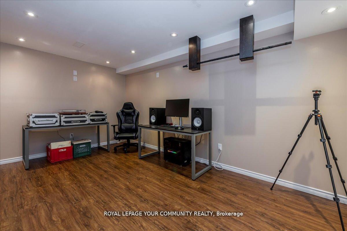 Photo 24 of 181 Succession Crescent, Barrie, Innis-Shore — HOMEH