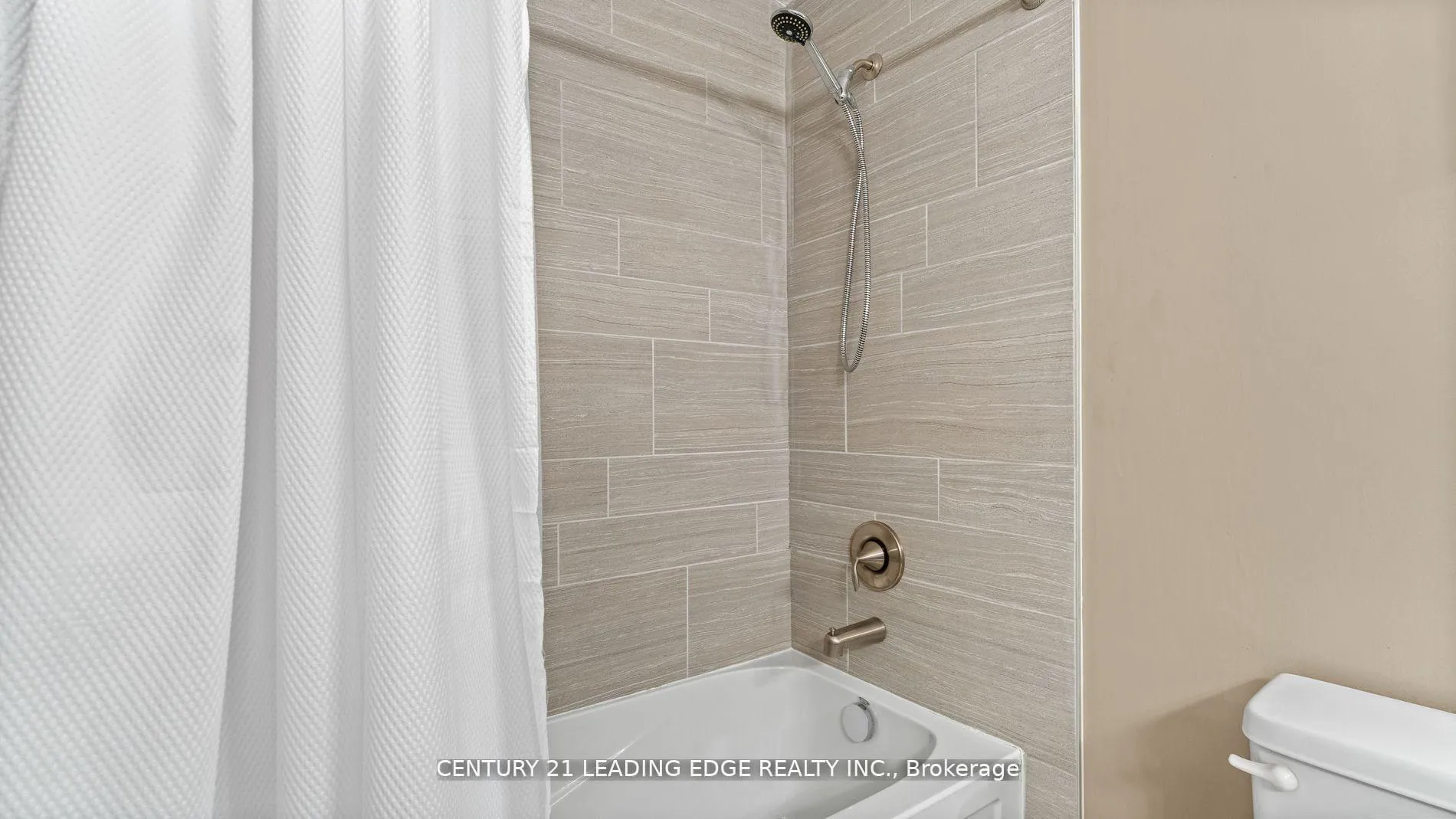 Photo 62 of 3295 Tooley Road, Clarington, Courtice — HOMEH