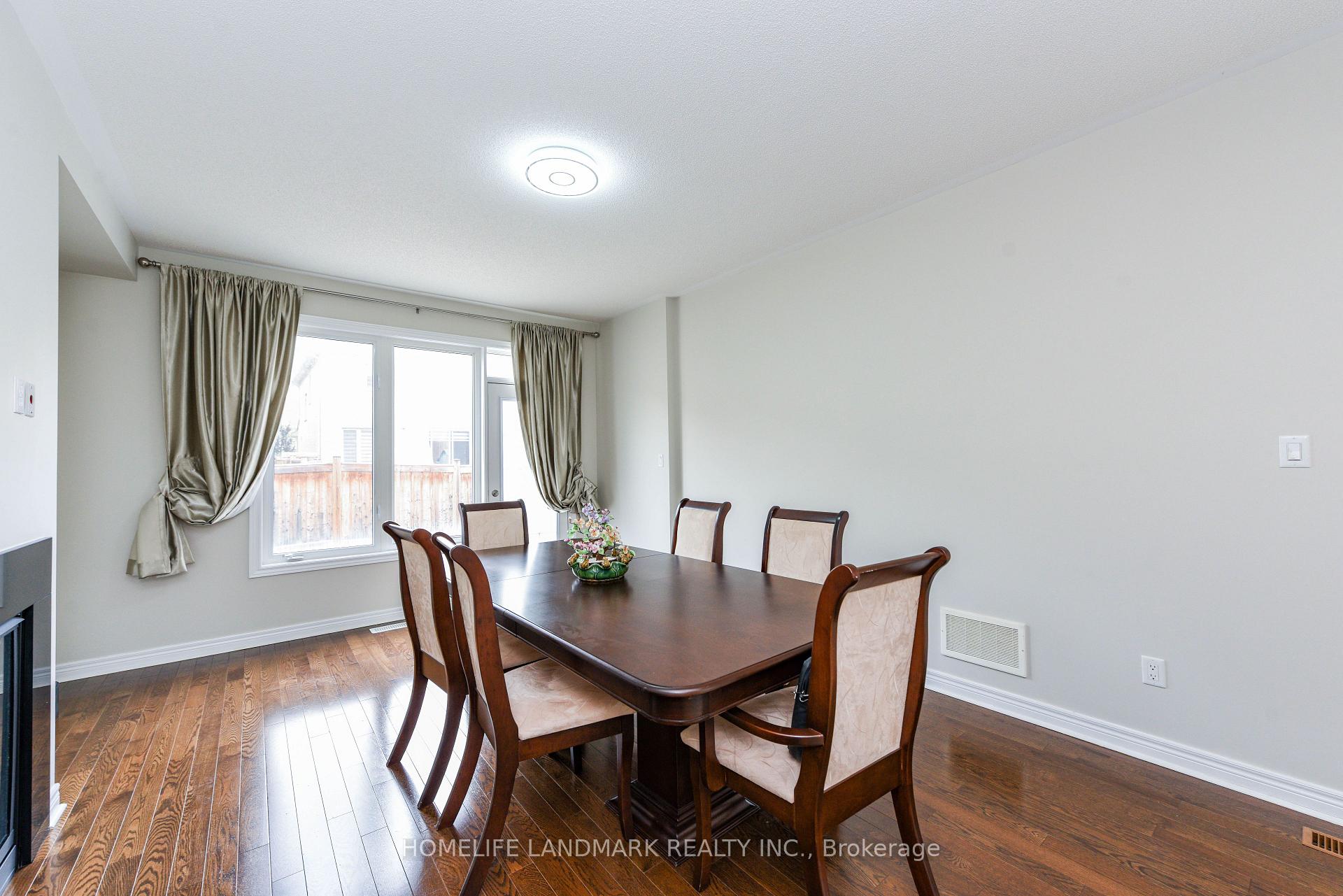 Photo 27 of 210 Castle Oaks Crossing W, Brampton, Bram East — HOMEH