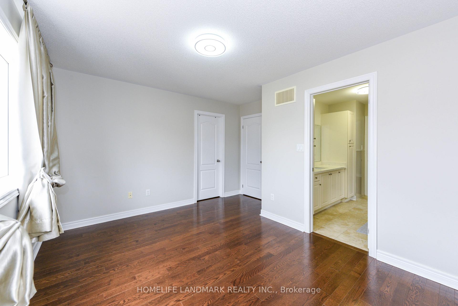 Photo 36 of 210 Castle Oaks Crossing W, Brampton, Bram East — HOMEH
