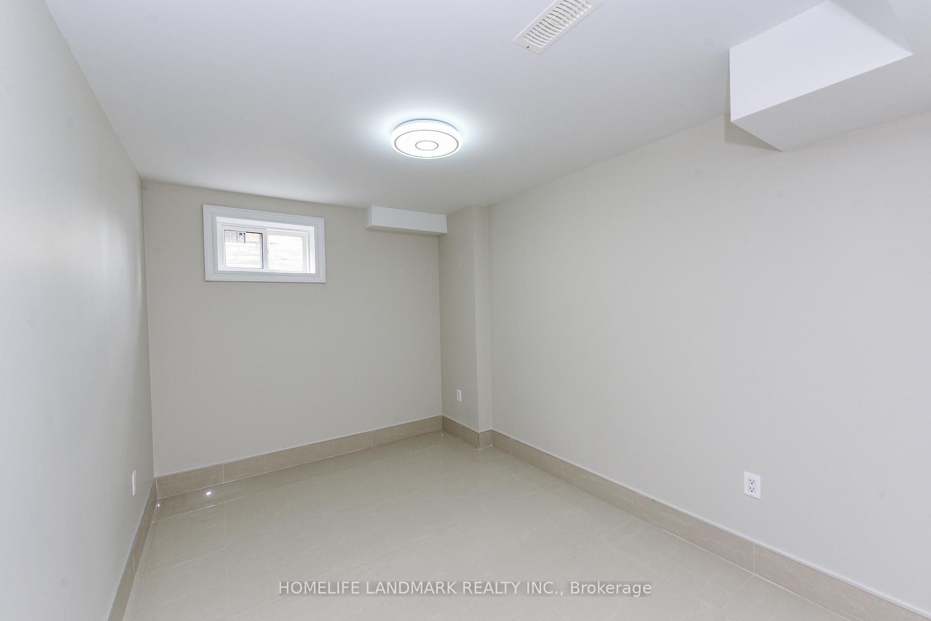 Photo 20 of 210 Castle Oaks Crossing W, Brampton, Bram East — HOMEH