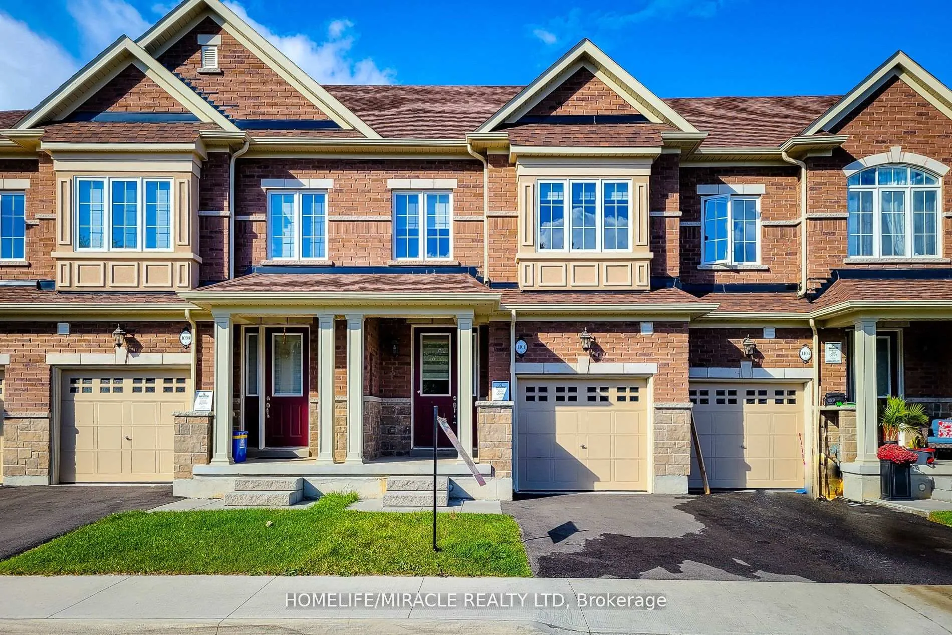 Photo 1 of 1101 Garner Road, Hamilton, Meadowlands — HOMEH