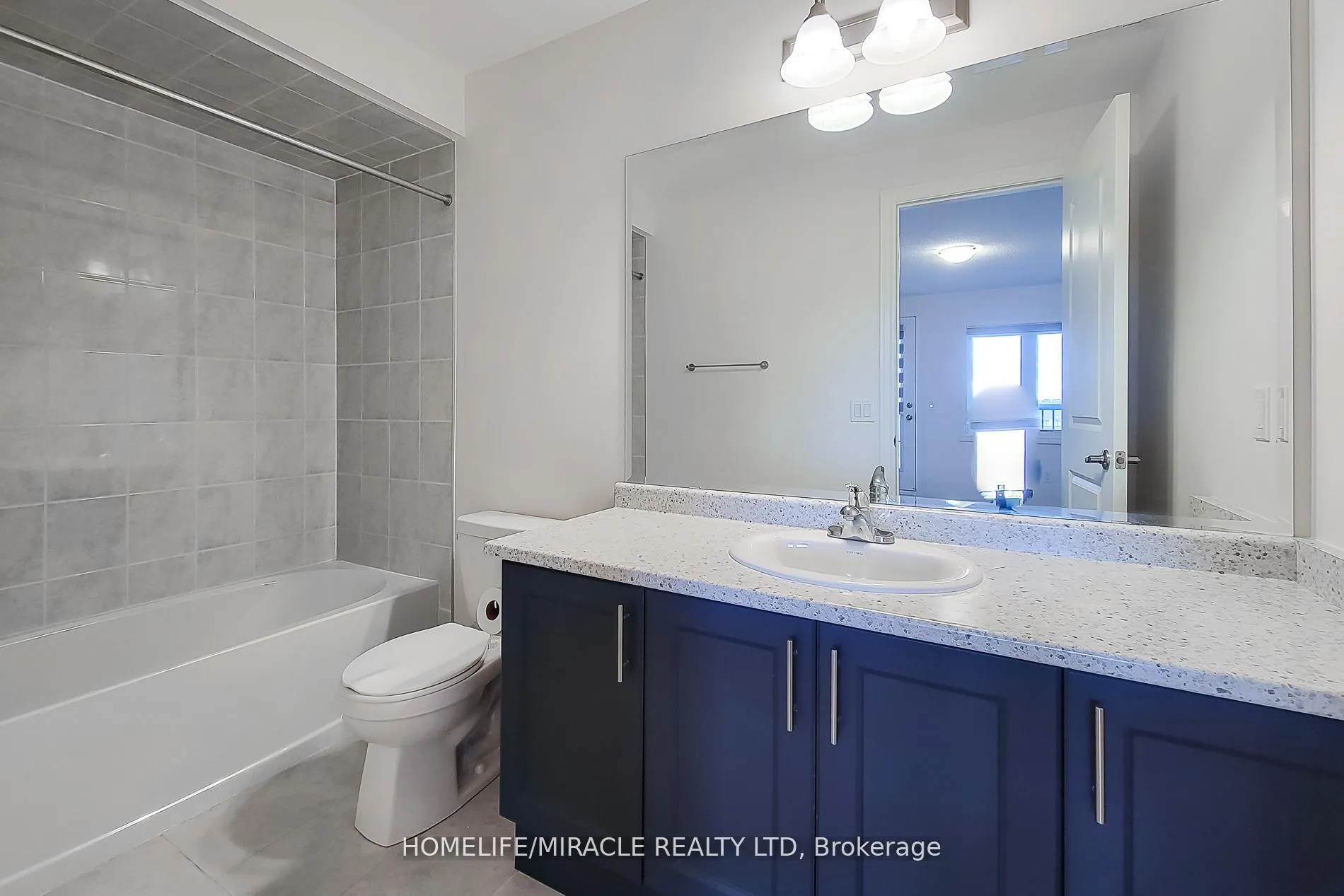 Photo 64 of 1101 Garner Road, Hamilton, Meadowlands — HOMEH