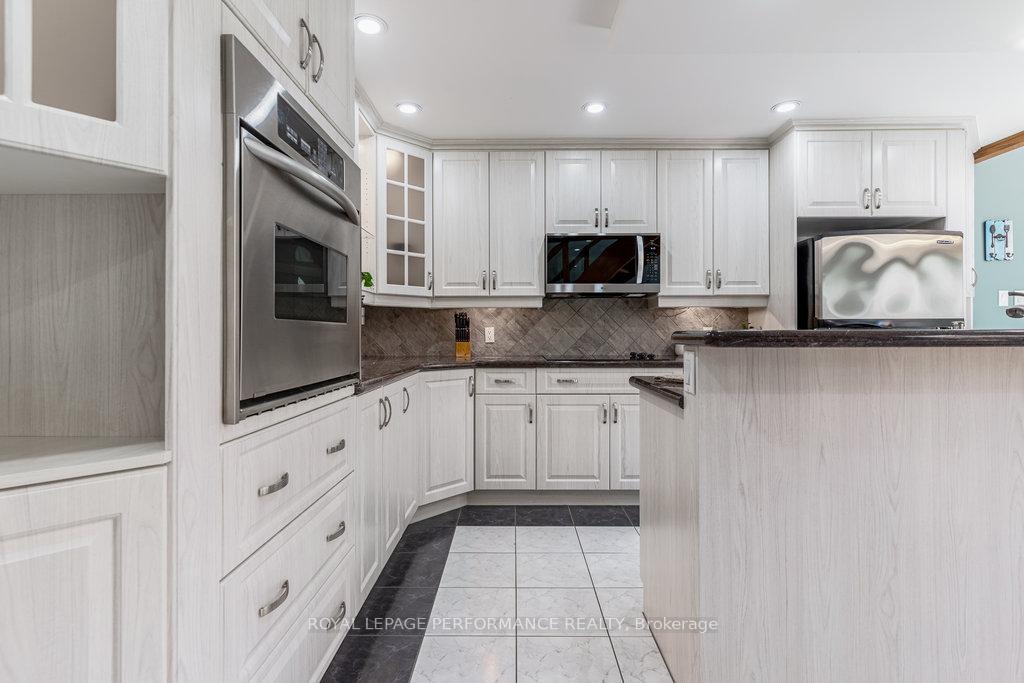 Photo 16 of 1657 Whiteside Way, Ottawa, Osgoode Twp North of Reg Rd 6 — HOMEH