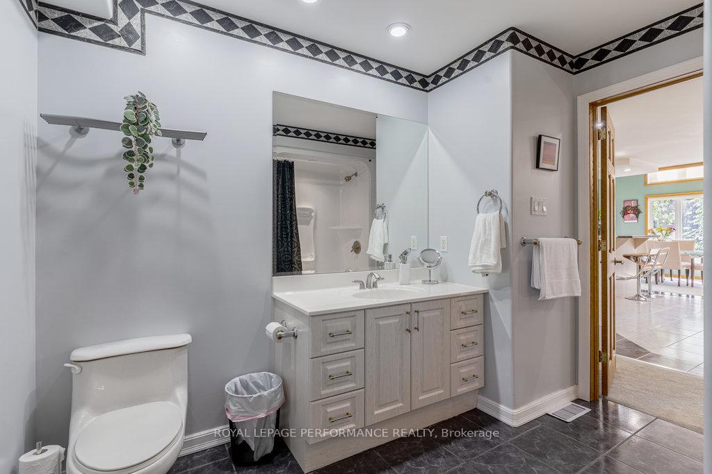 Photo 26 of 1657 Whiteside Way, Ottawa, Osgoode Twp North of Reg Rd 6 — HOMEH