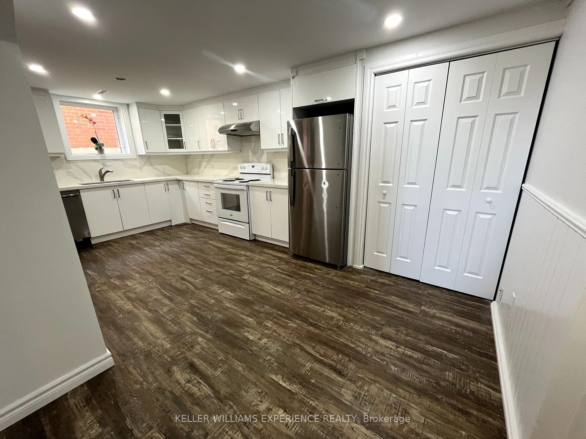 Photo 7 of Unit 1, 328 Harvie Road, Barrie, Holly — HOMEH