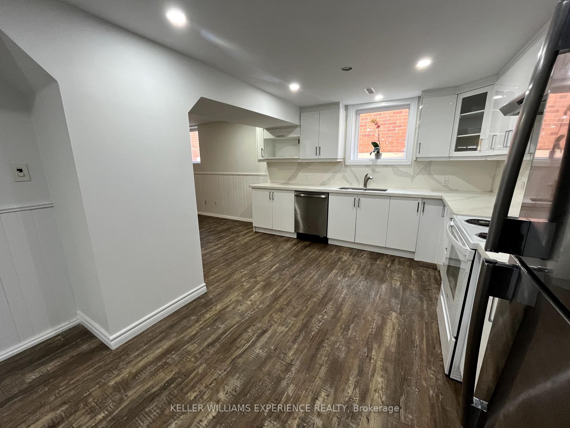 Photo 11 of Unit 1, 328 Harvie Road, Barrie, Holly — HOMEH