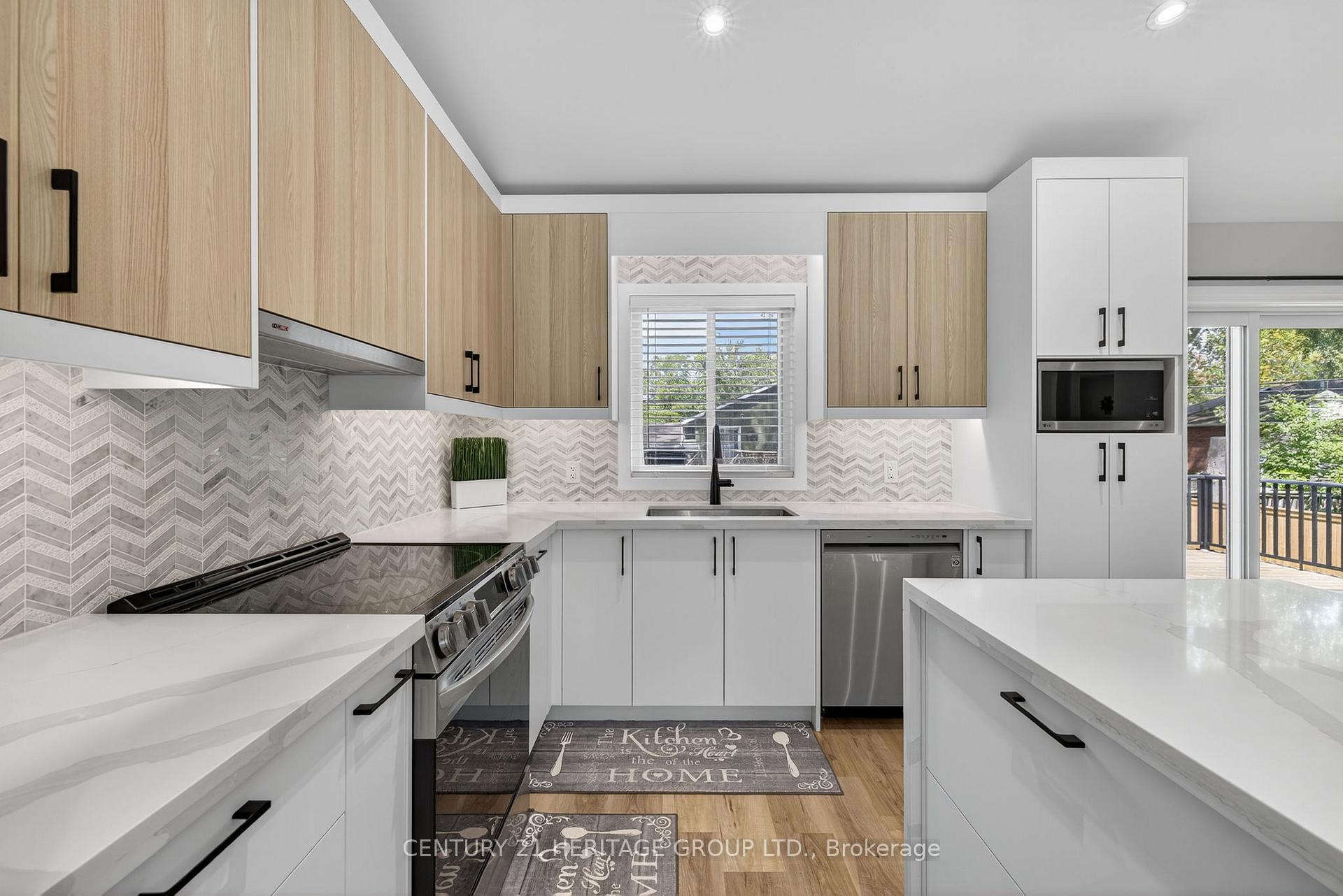 Photo 12 of 264 Glenwoods Avenue, Georgina, Keswick South — HOMEH
