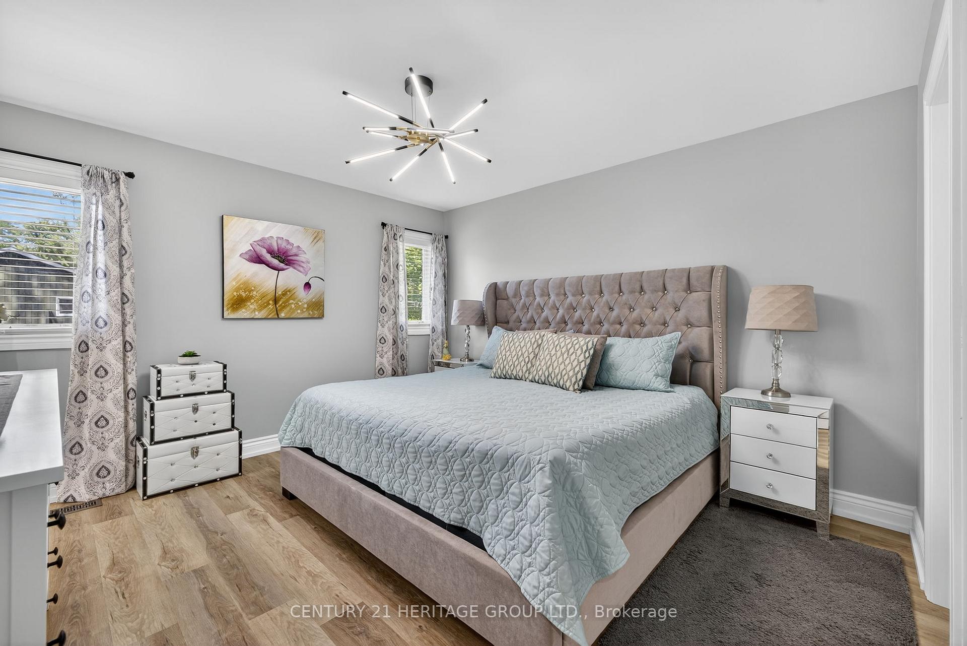 Photo 19 of 264 Glenwoods Avenue, Georgina, Keswick South — HOMEH