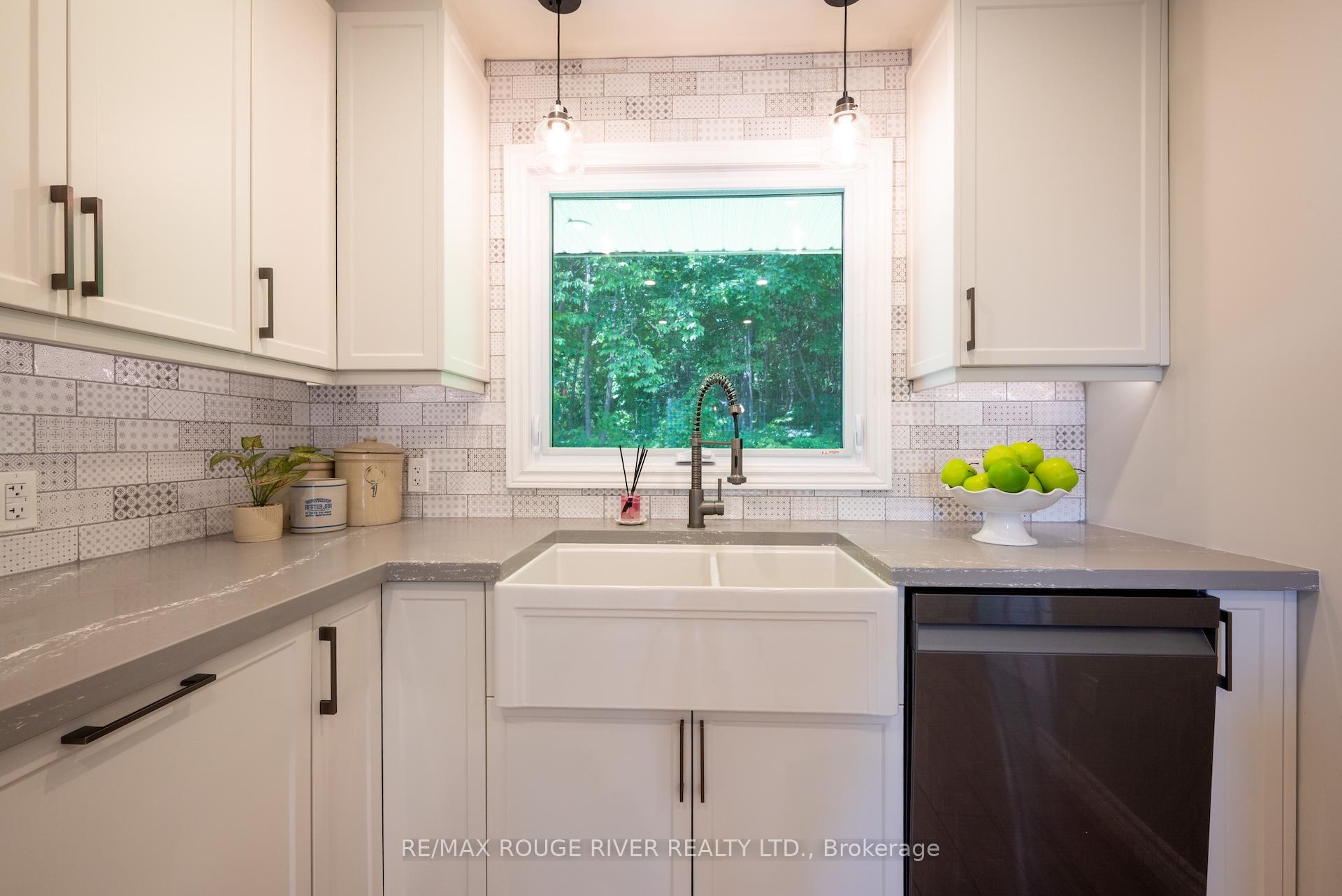 Photo 9 of 363 Earl Road, Hamilton Township, Baltimore — HOMEH