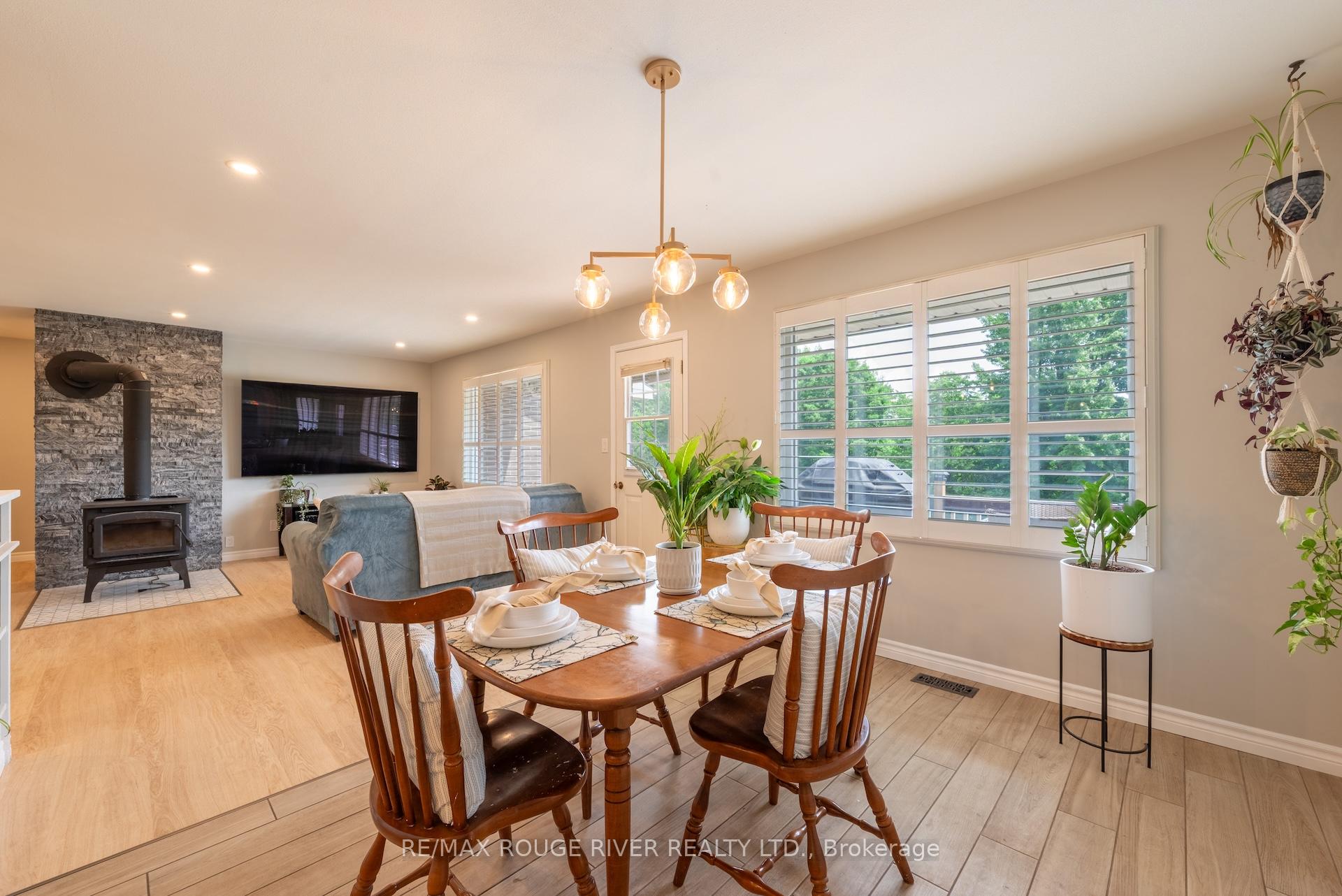 Photo 16 of 363 Earl Road, Hamilton Township, Baltimore — HOMEH