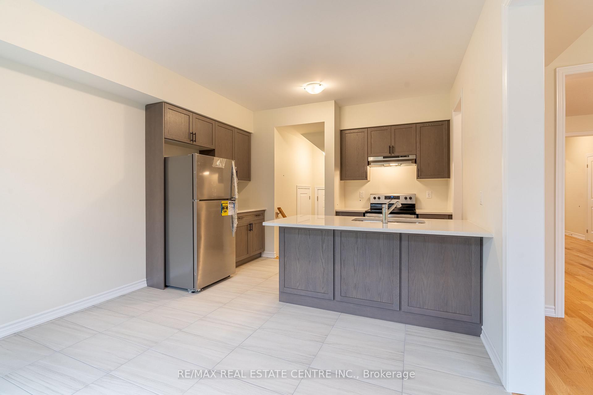 Photo 7 of 21 Heming Street, Brant, Paris — HOMEH
