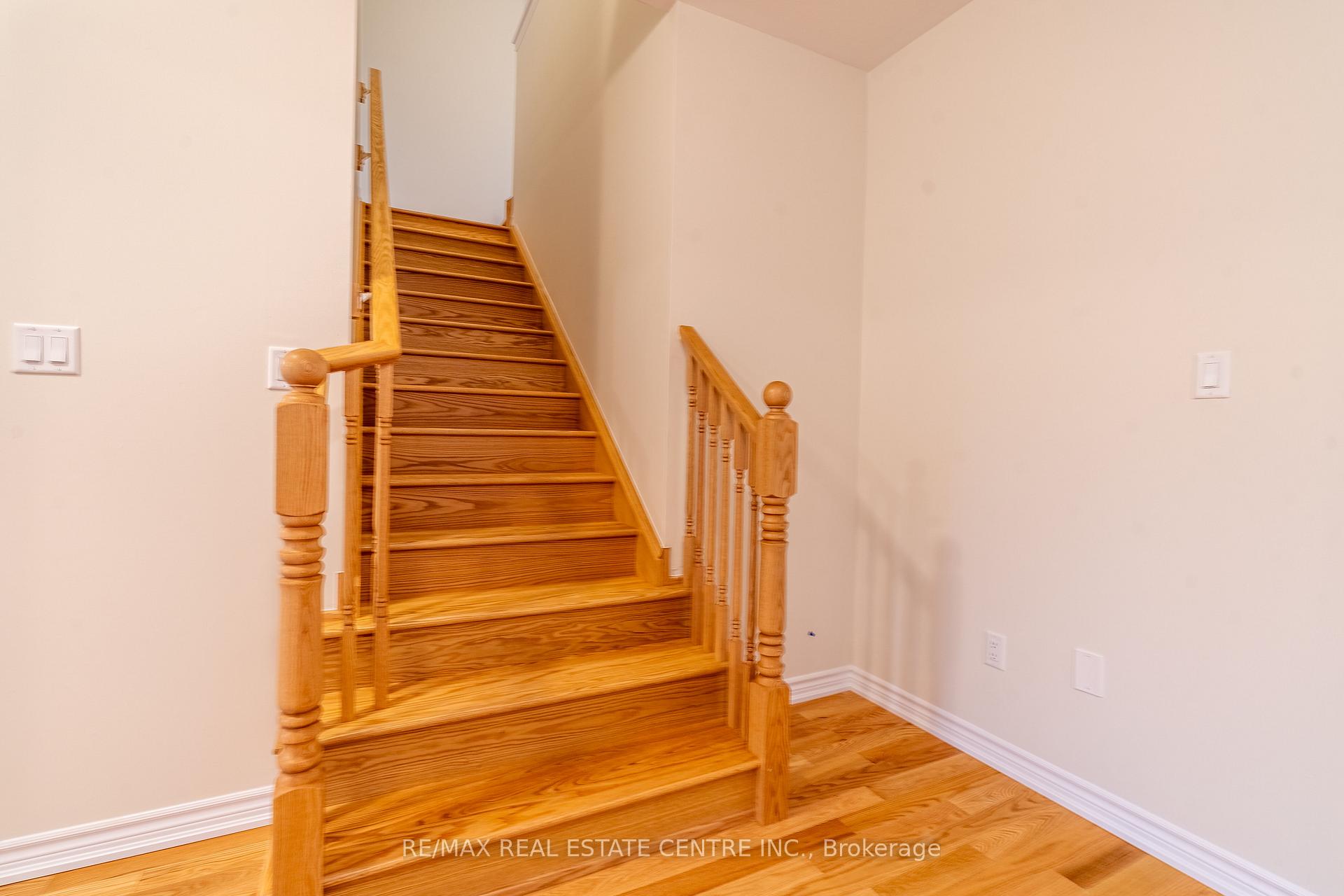 Photo 12 of 21 Heming Street, Brant, Paris — HOMEH