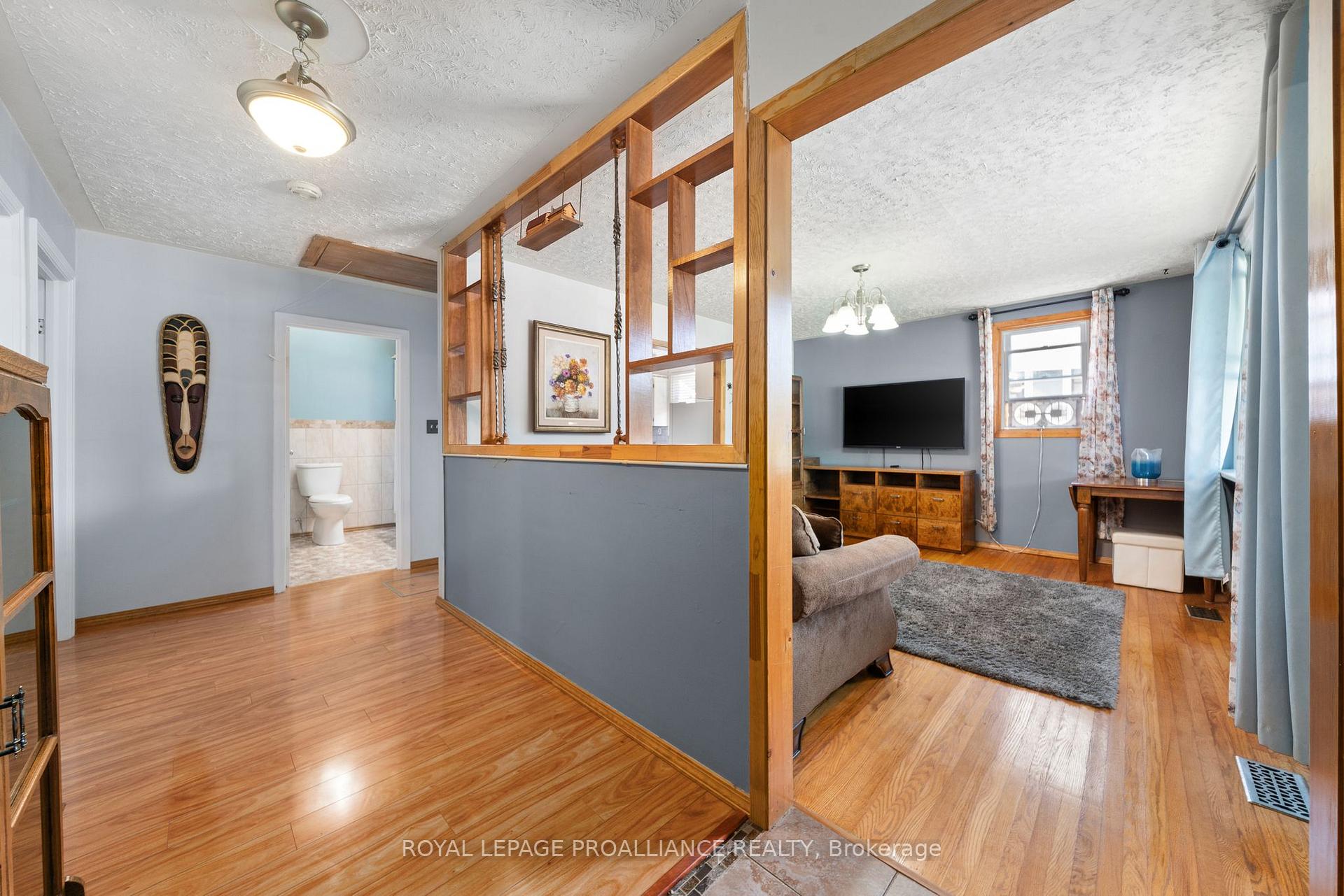 Photo 6 of 47 Orchard Drive, Belleville, Belleville Ward — HOMEH