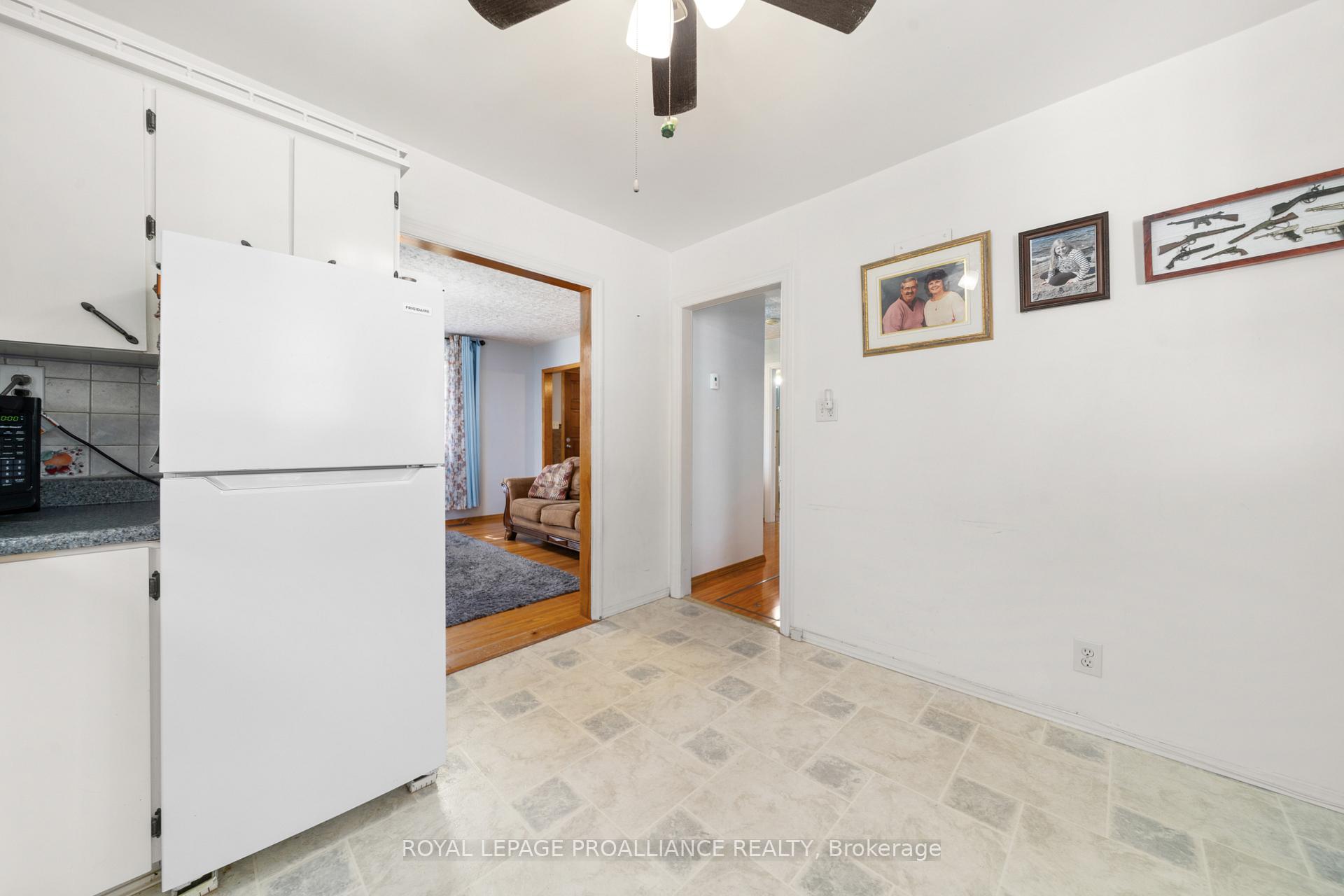 Photo 11 of 47 Orchard Drive, Belleville, Belleville Ward — HOMEH