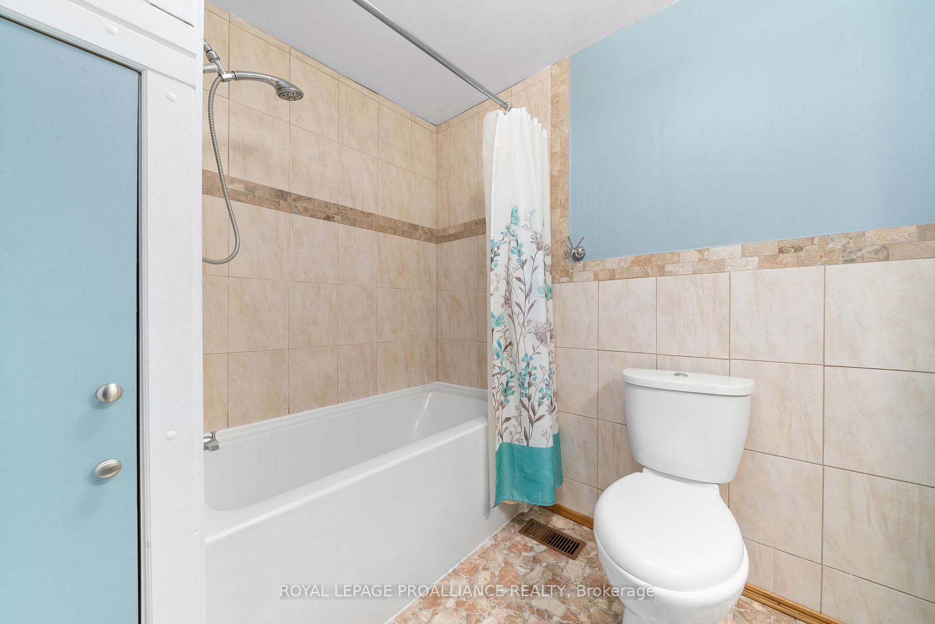 Photo 18 of 47 Orchard Drive, Belleville, Belleville Ward — HOMEH