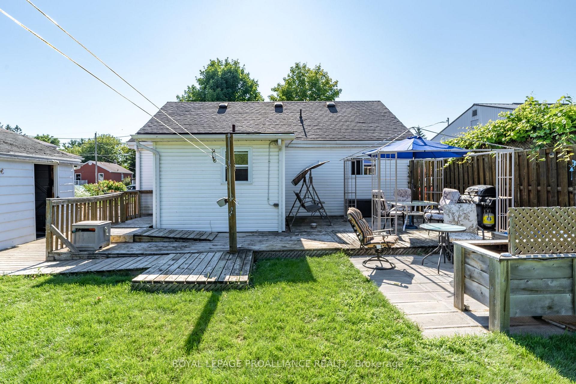 Photo 28 of 47 Orchard Drive, Belleville, Belleville Ward — HOMEH